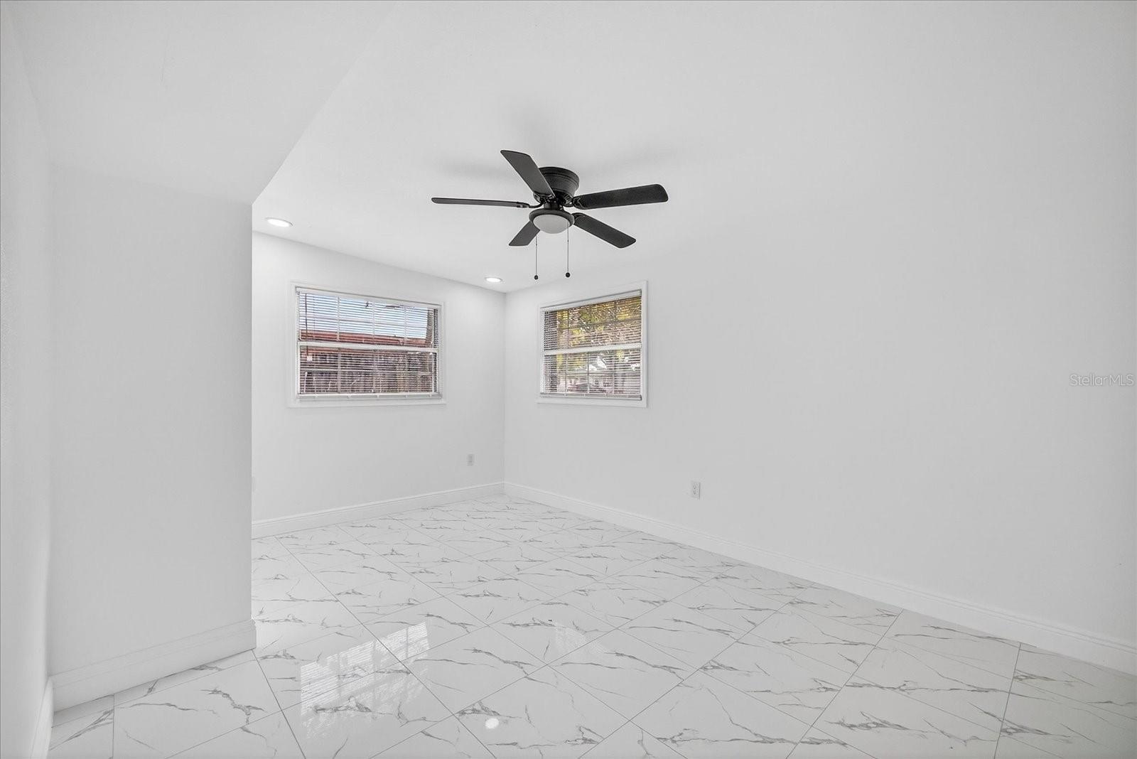 SUNSET GARDENS - Residential