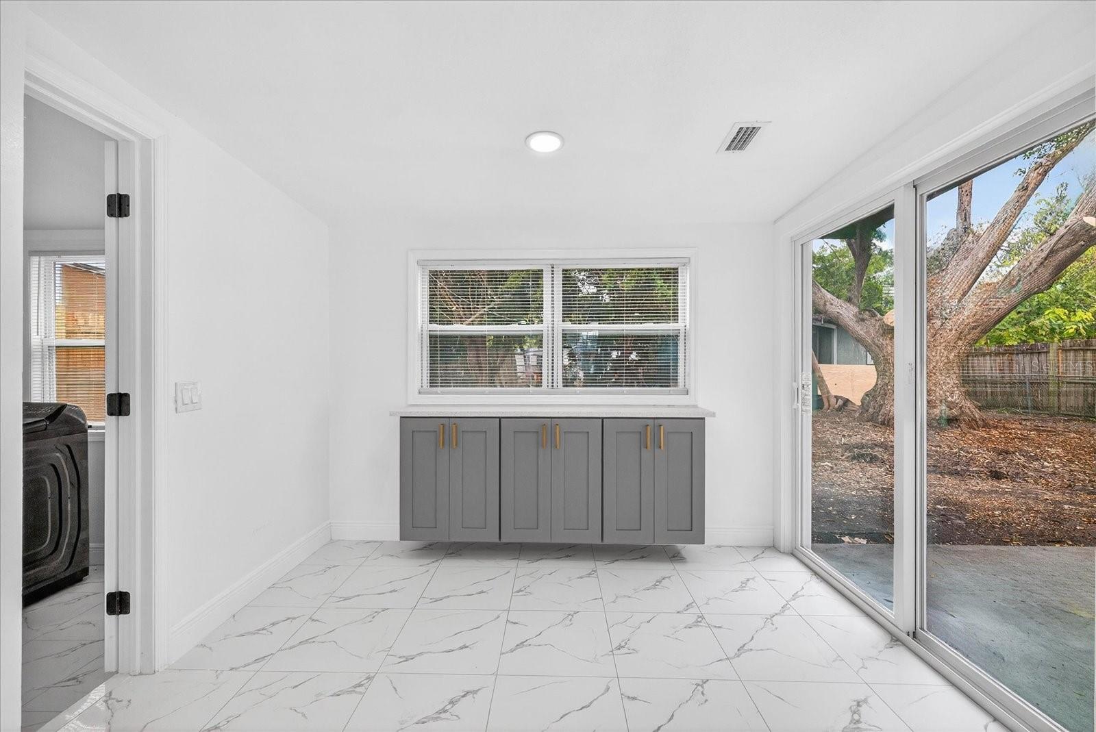 SUNSET GARDENS - Residential