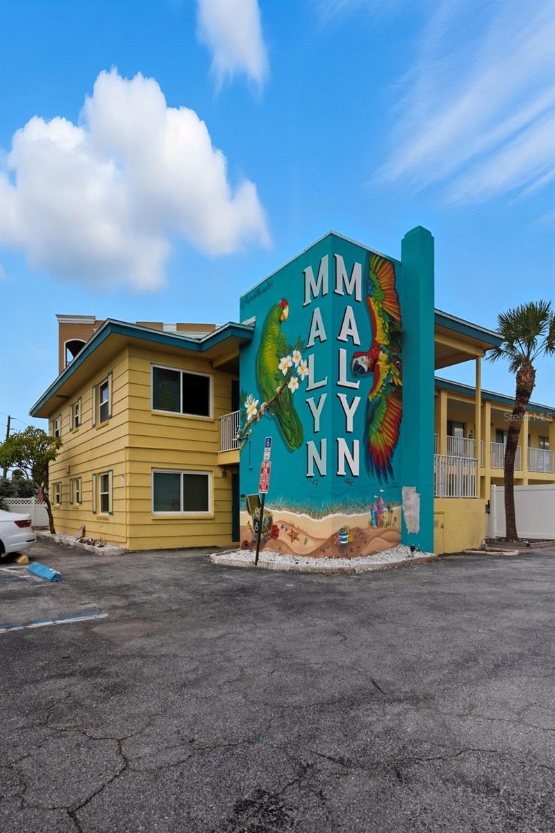 MALYN CONDO MOTEL CONDO - Residential