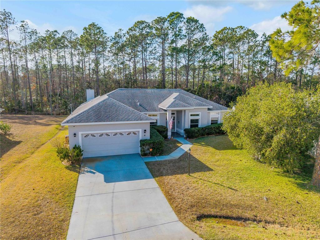 Photo of 4 Woodside Place, Palm Coast, FL 32164 (MLS # O6377111)