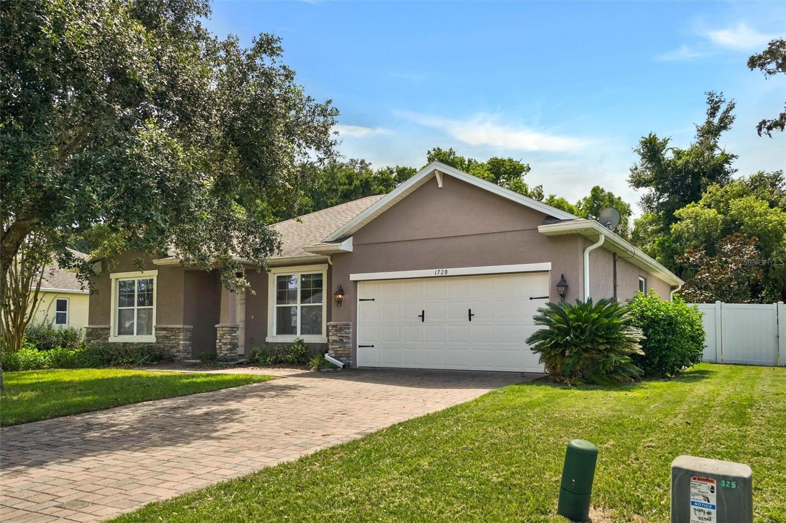 1720 LADY FERN TRAIL