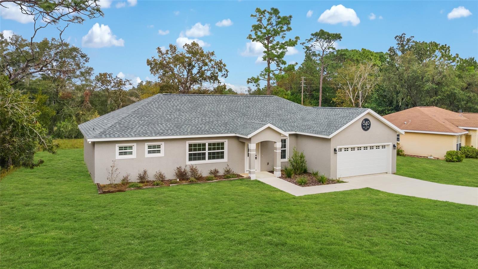 840 NE 10TH CIRCLE