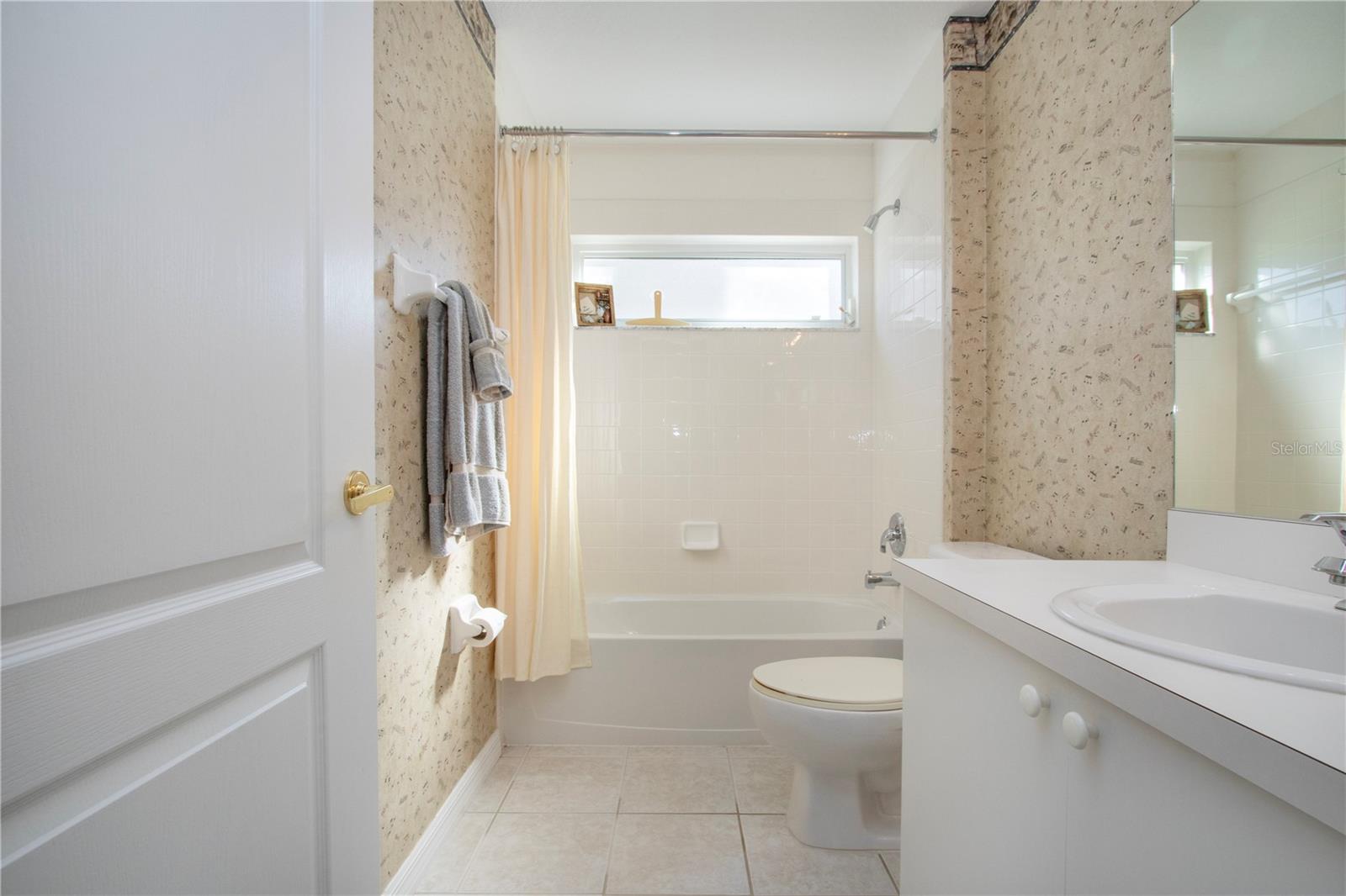 VERANDA 8 AT HERITAGE OAKS - Residential