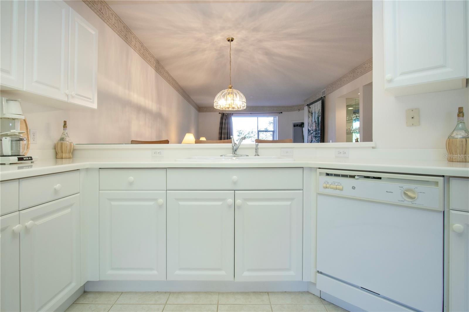 VERANDA 8 AT HERITAGE OAKS - Residential