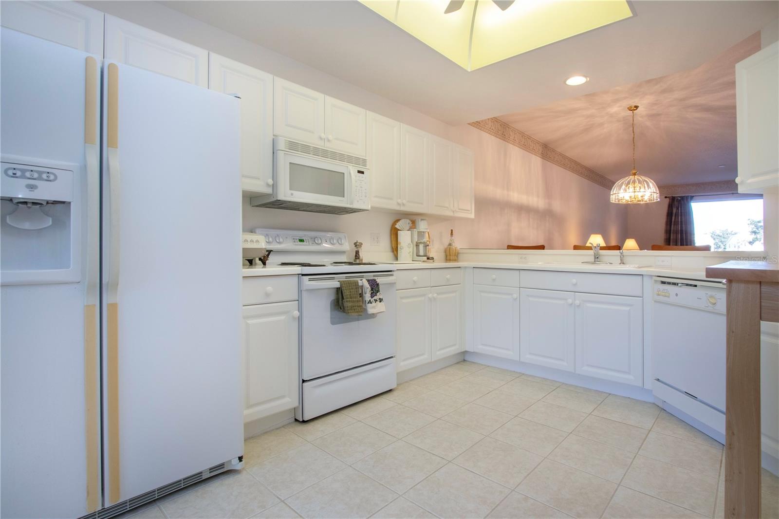 VERANDA 8 AT HERITAGE OAKS - Residential