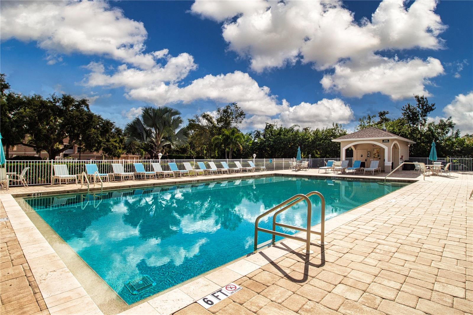 VERANDA 8 AT HERITAGE OAKS - Residential