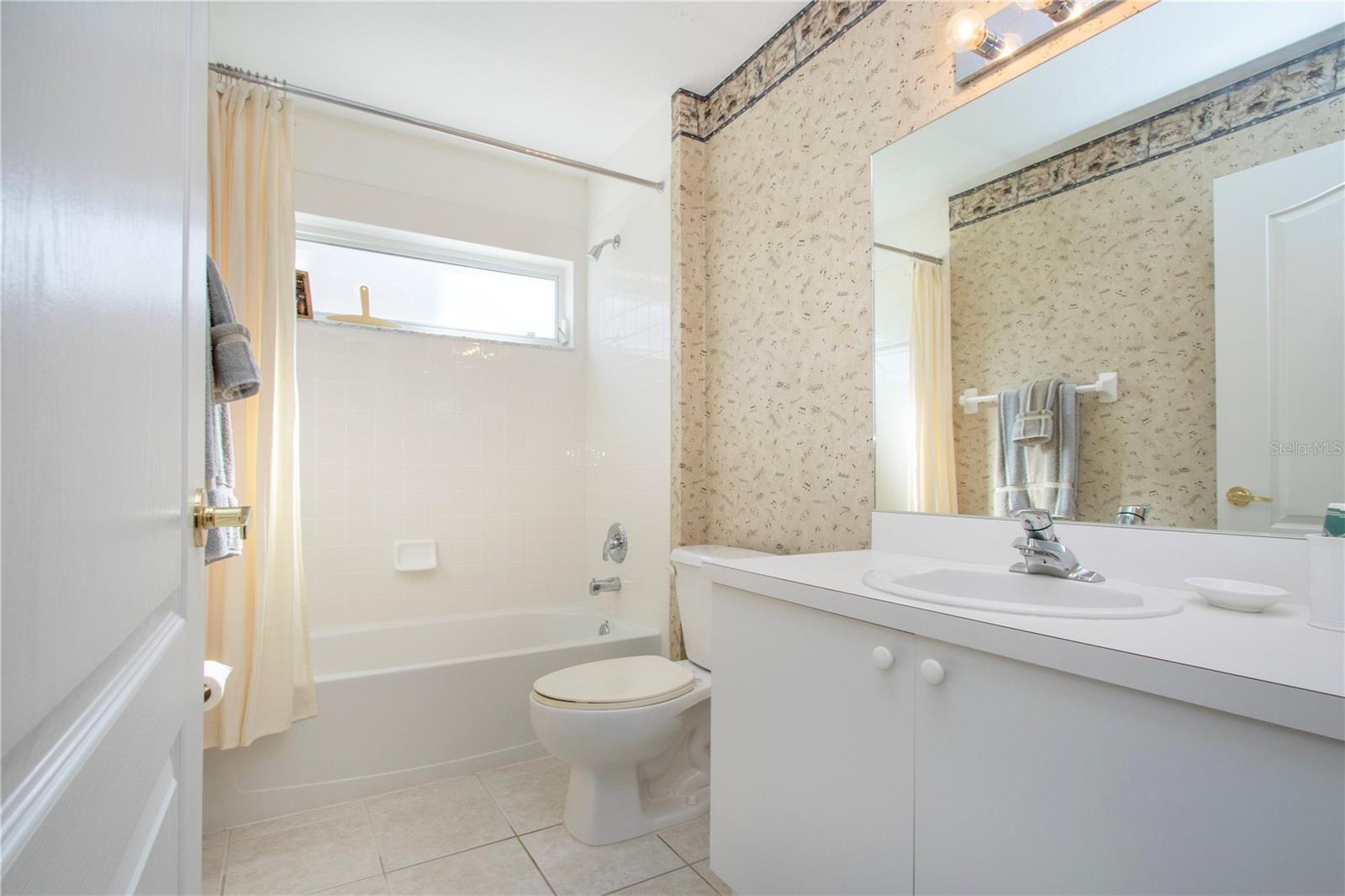 VERANDA 8 AT HERITAGE OAKS - Residential