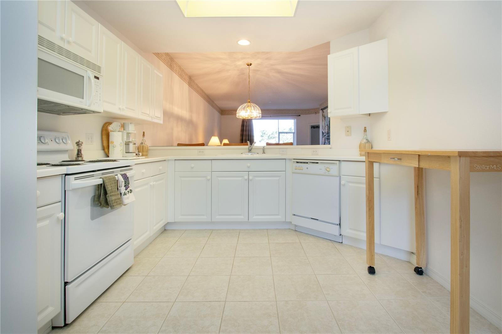 VERANDA 8 AT HERITAGE OAKS - Residential