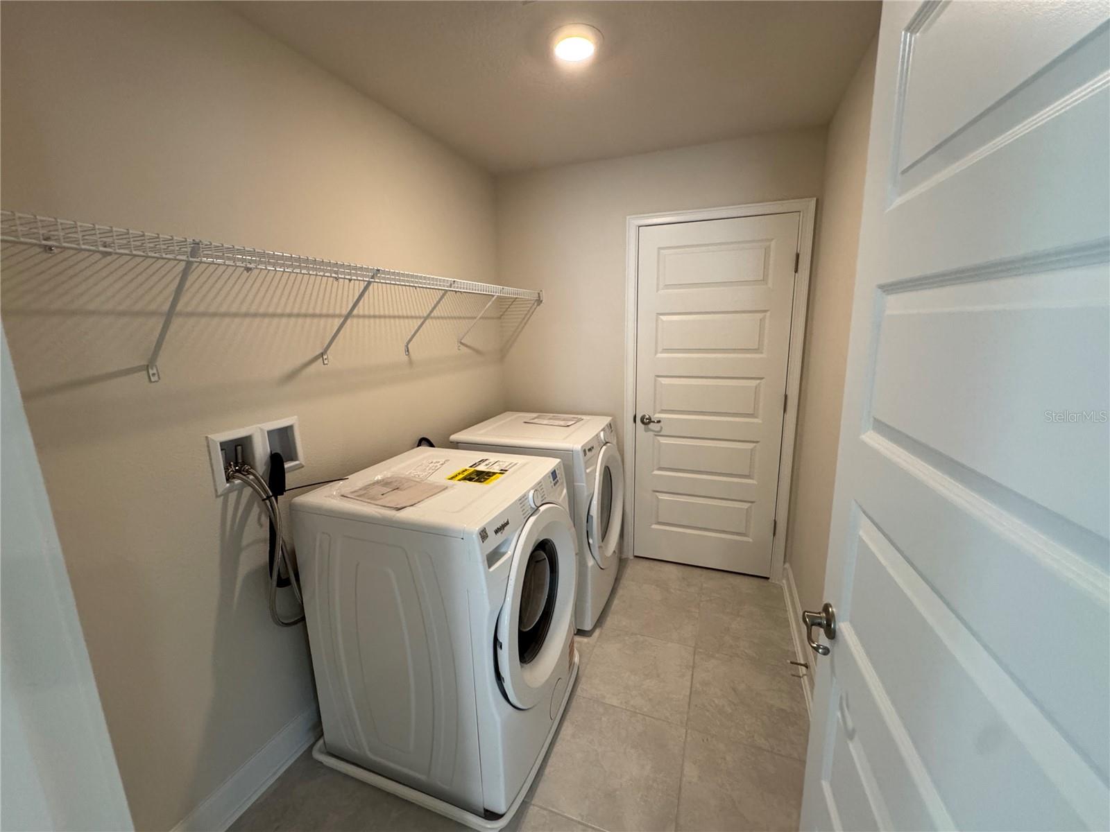 LAKE GRIFFIN PRESERVE - Residential Lease