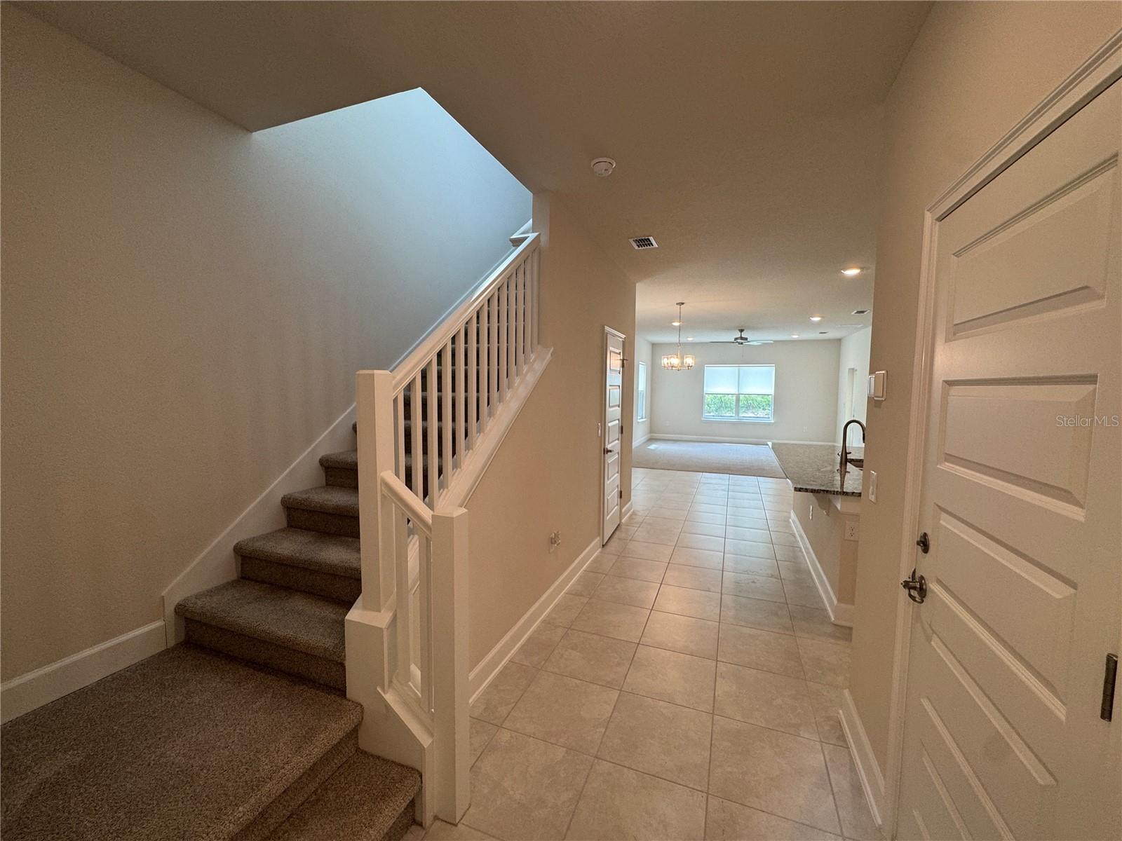 LAKE GRIFFIN PRESERVE - Residential Lease