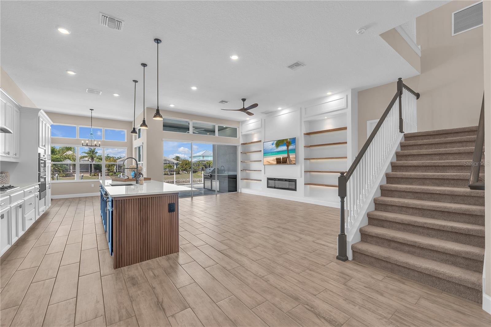 MIRABAY PRCL 8 - Residential