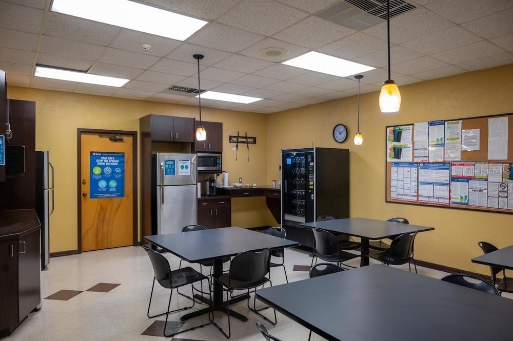 ACREAGE - Commercial Sale