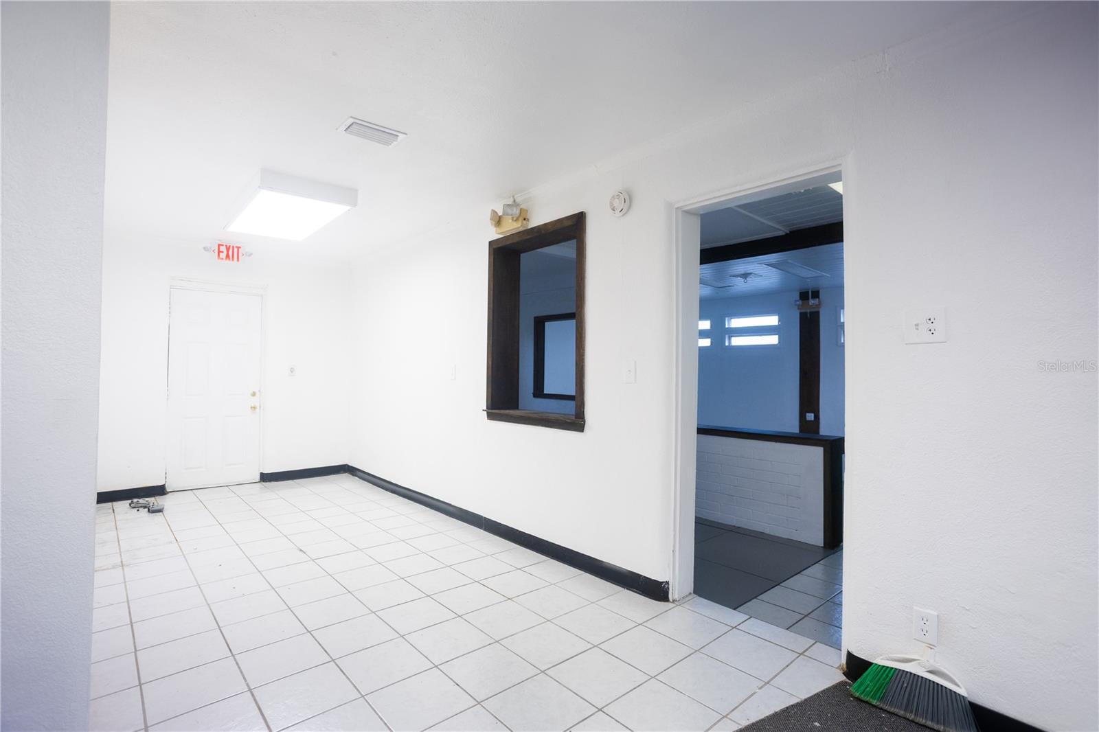 HARRISON W T SUB - Commercial Lease