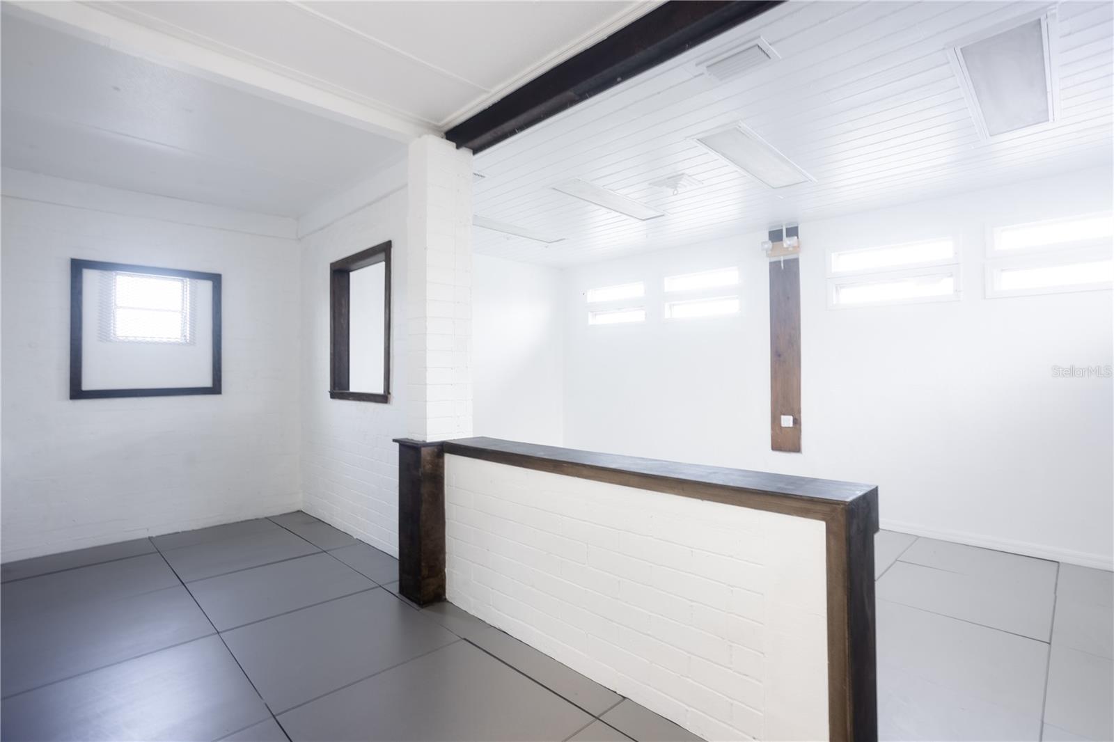 HARRISON W T SUB - Commercial Lease