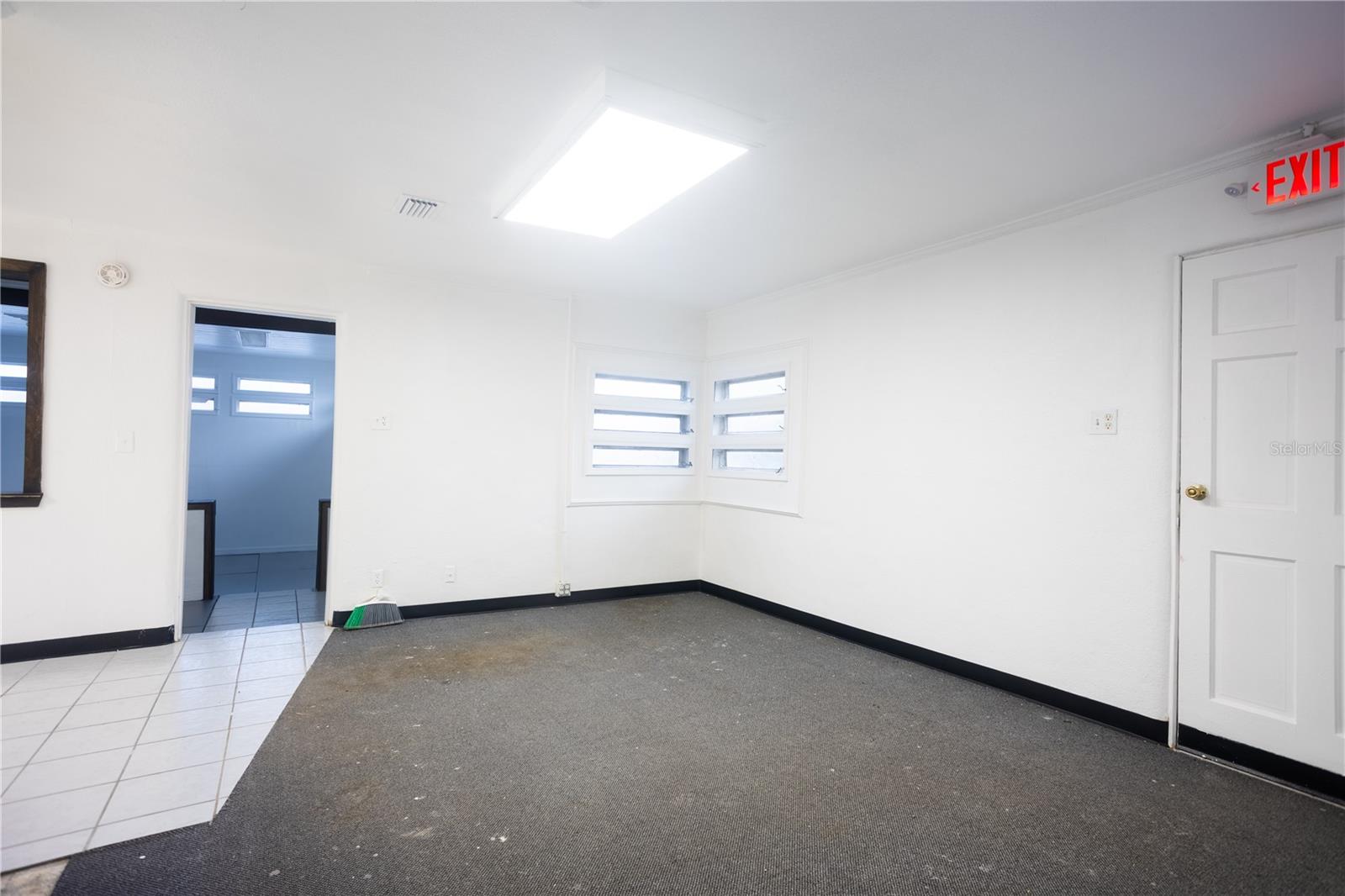 HARRISON W T SUB - Commercial Lease