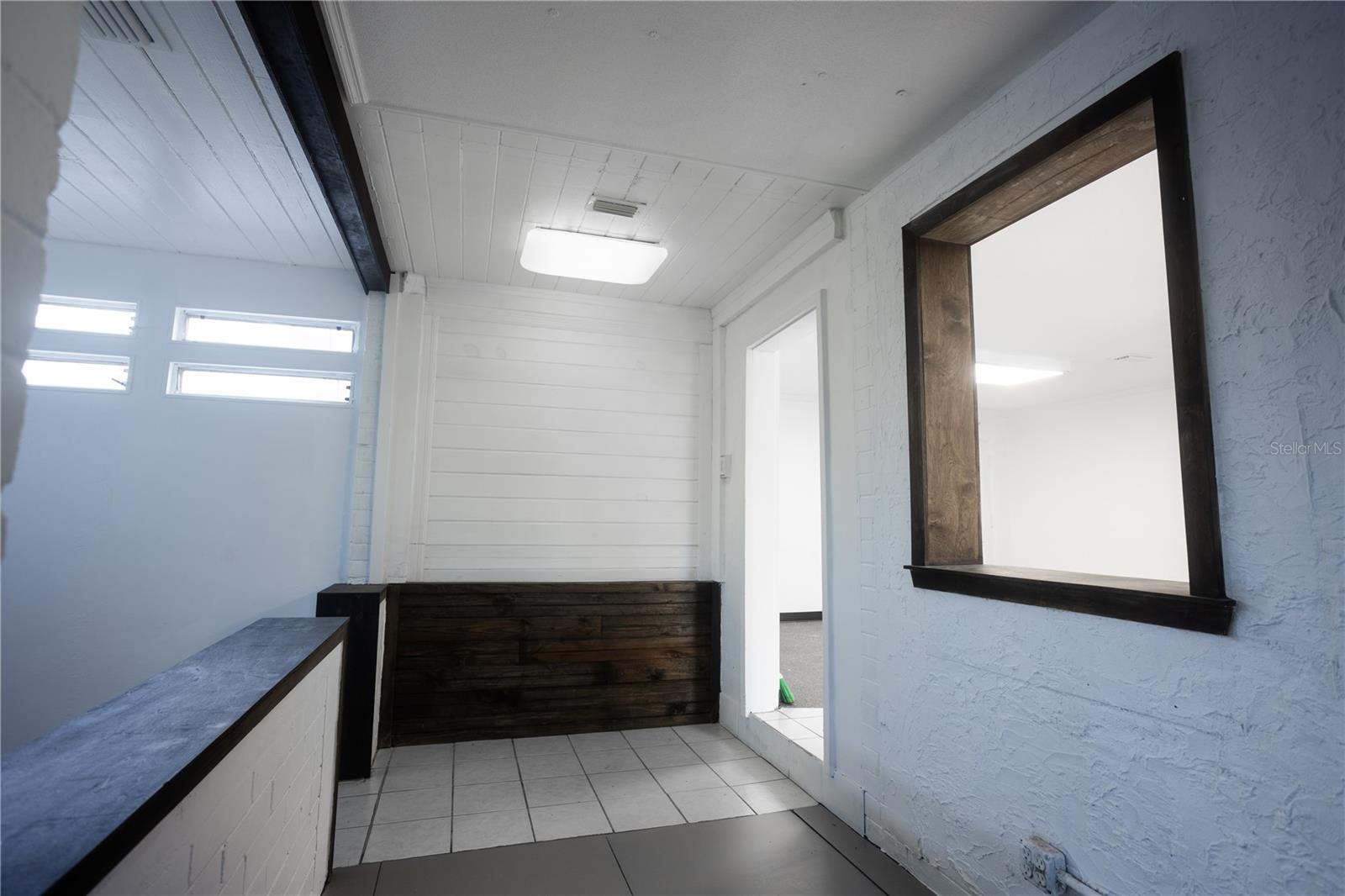 HARRISON W T SUB - Commercial Lease