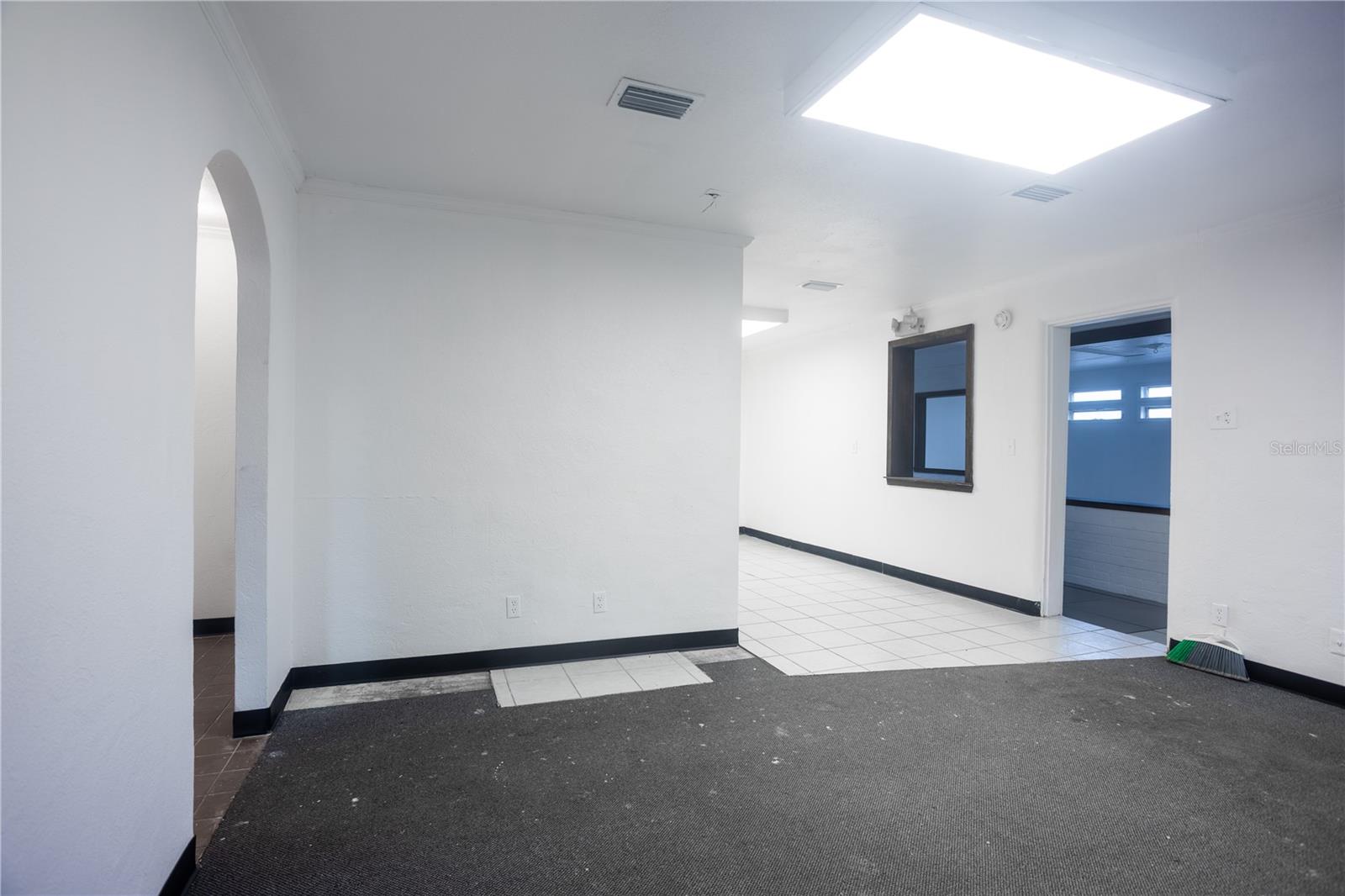 HARRISON W T SUB - Commercial Lease