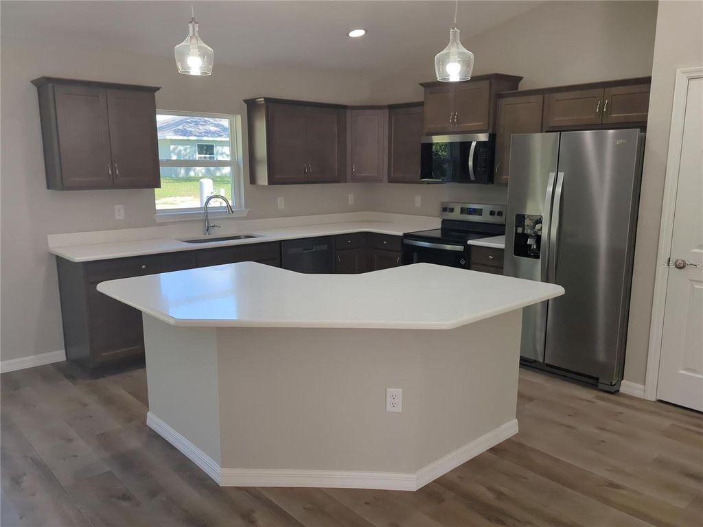 Photo of 13763 SW 103rd Street, Dunnellon, FL 34432 (MLS # OM712790)