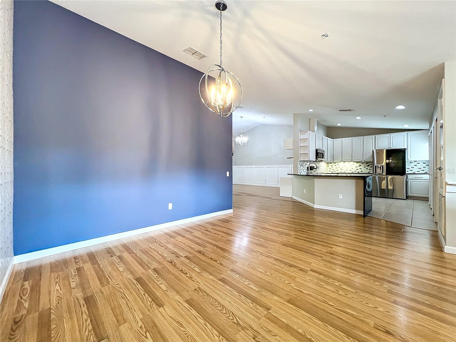 CARRIAGE HOMES/STONEBRIDGE COM - Residential Lease