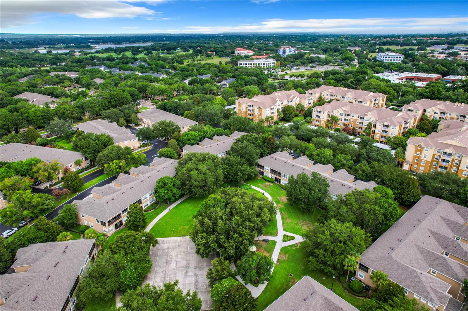 CARRIAGE HOMES/STONEBRIDGE COM - Residential Lease