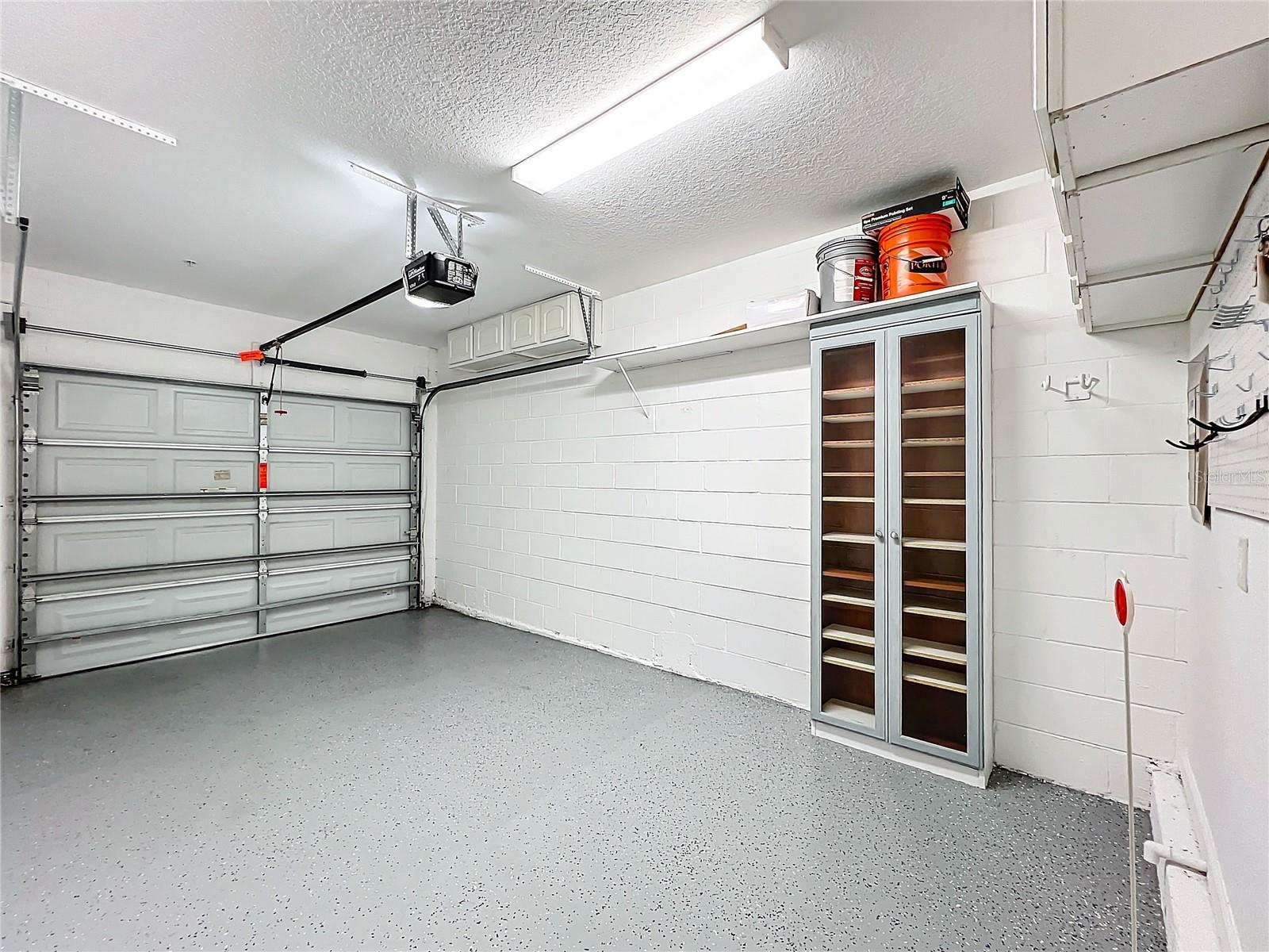 CARRIAGE HOMES/STONEBRIDGE COM - Residential Lease