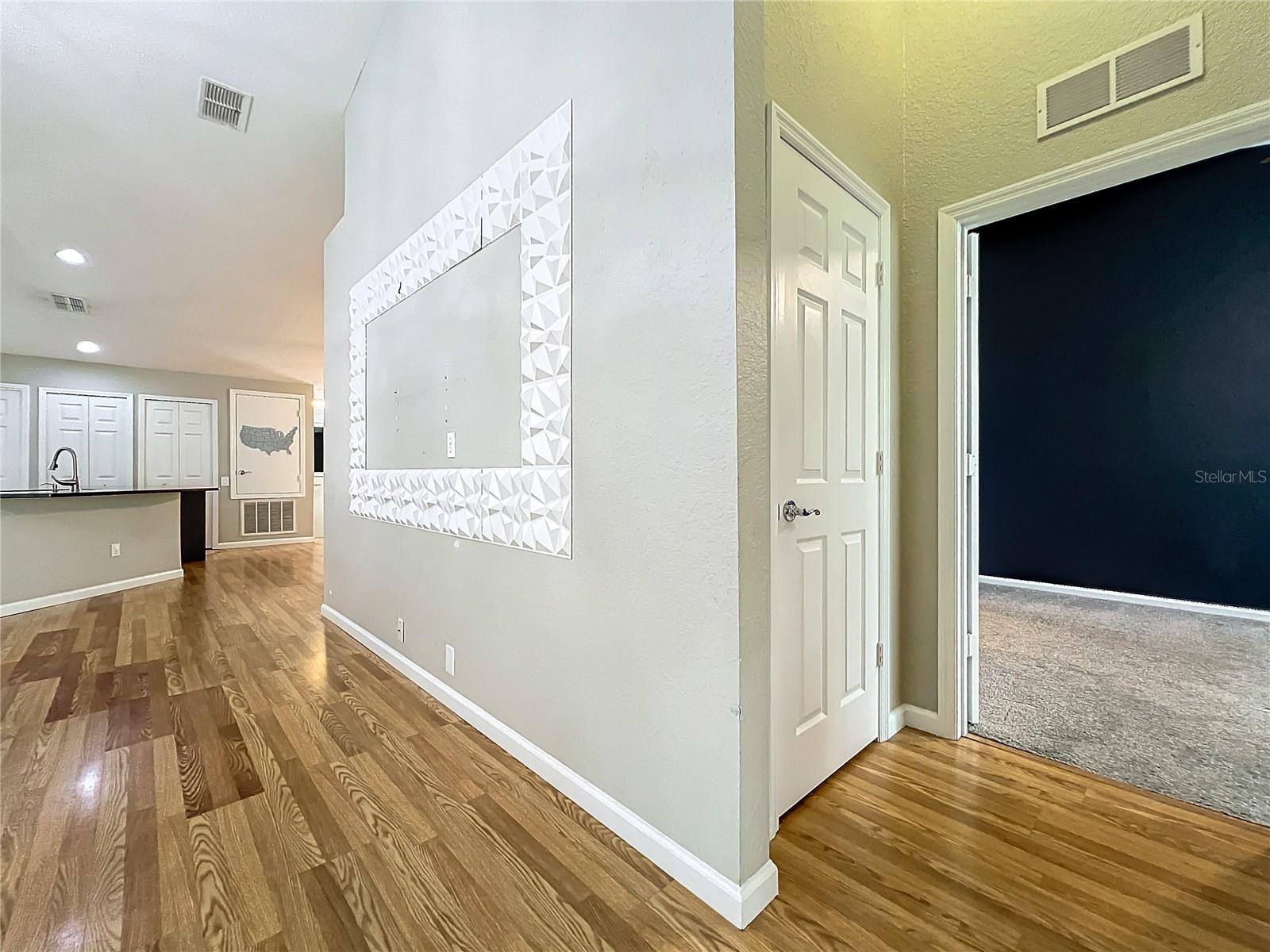 CARRIAGE HOMES/STONEBRIDGE COM - Residential Lease