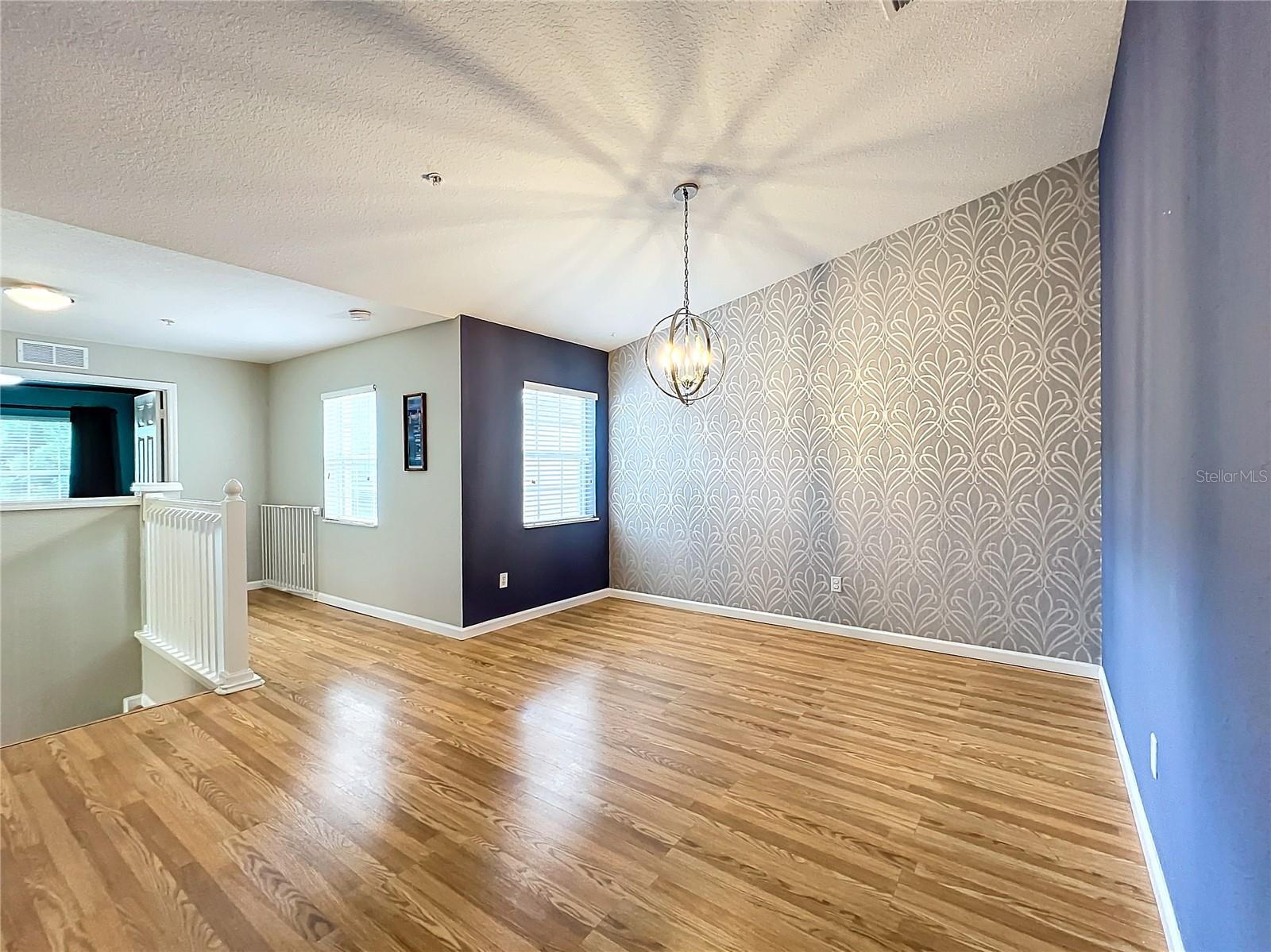 CARRIAGE HOMES/STONEBRIDGE COM - Residential Lease