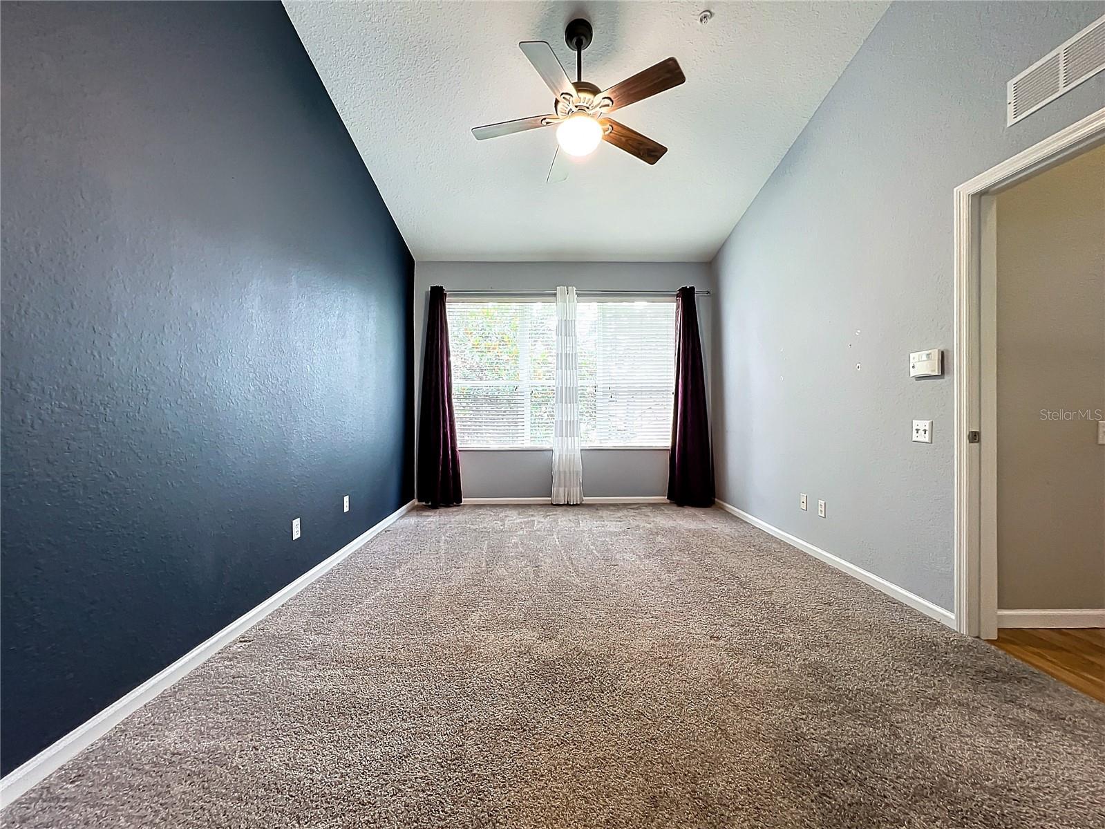 CARRIAGE HOMES/STONEBRIDGE COM - Residential Lease