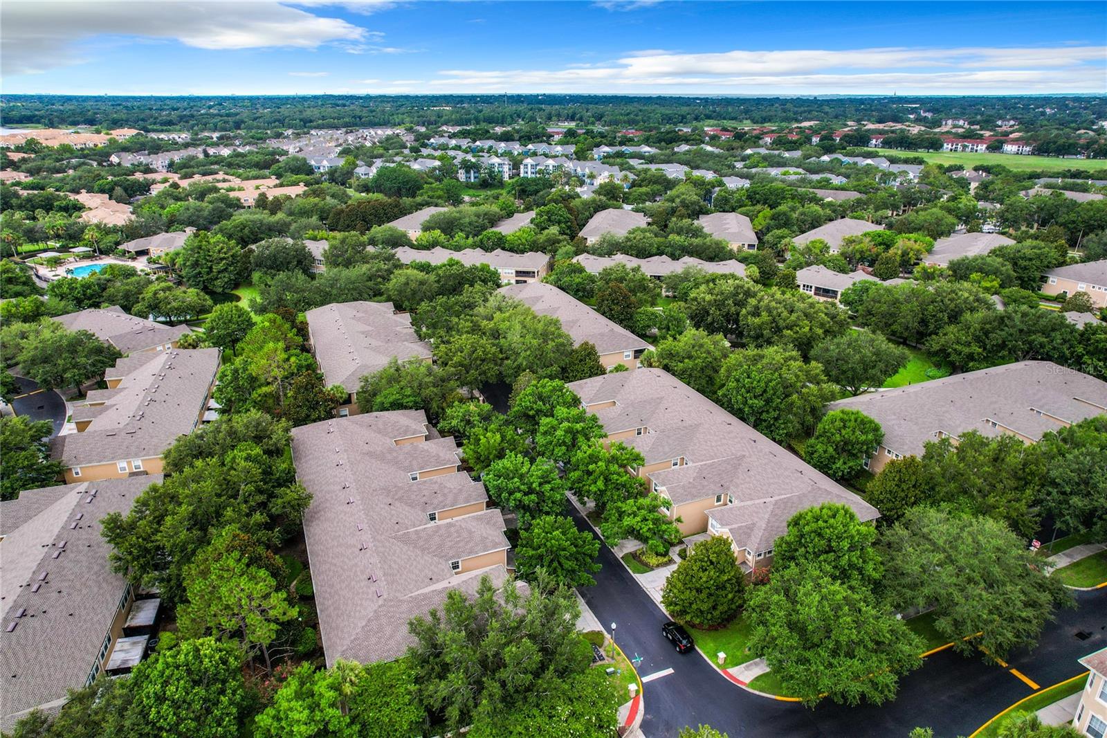 CARRIAGE HOMES/STONEBRIDGE COM - Residential Lease