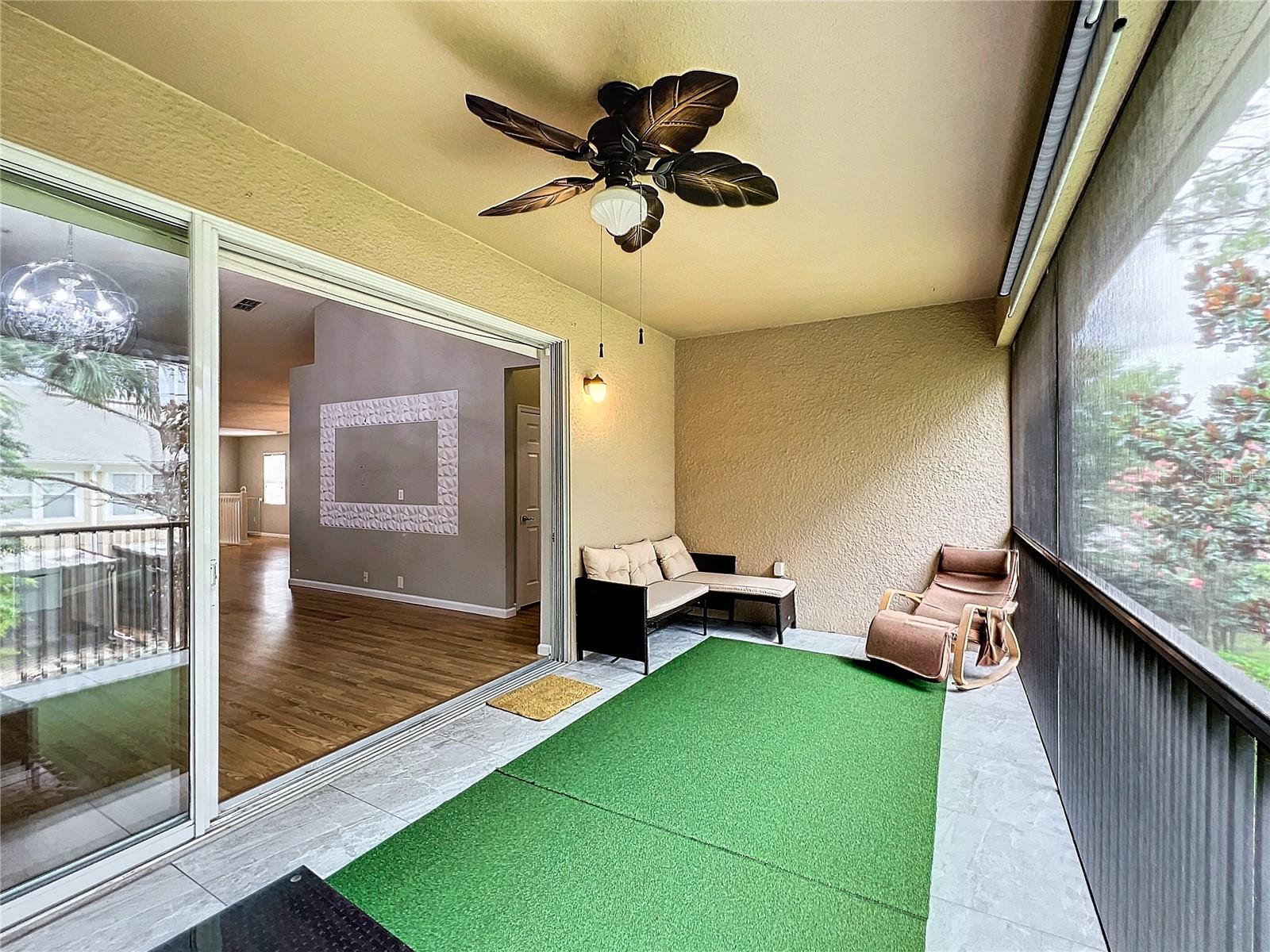 CARRIAGE HOMES/STONEBRIDGE COM - Residential Lease