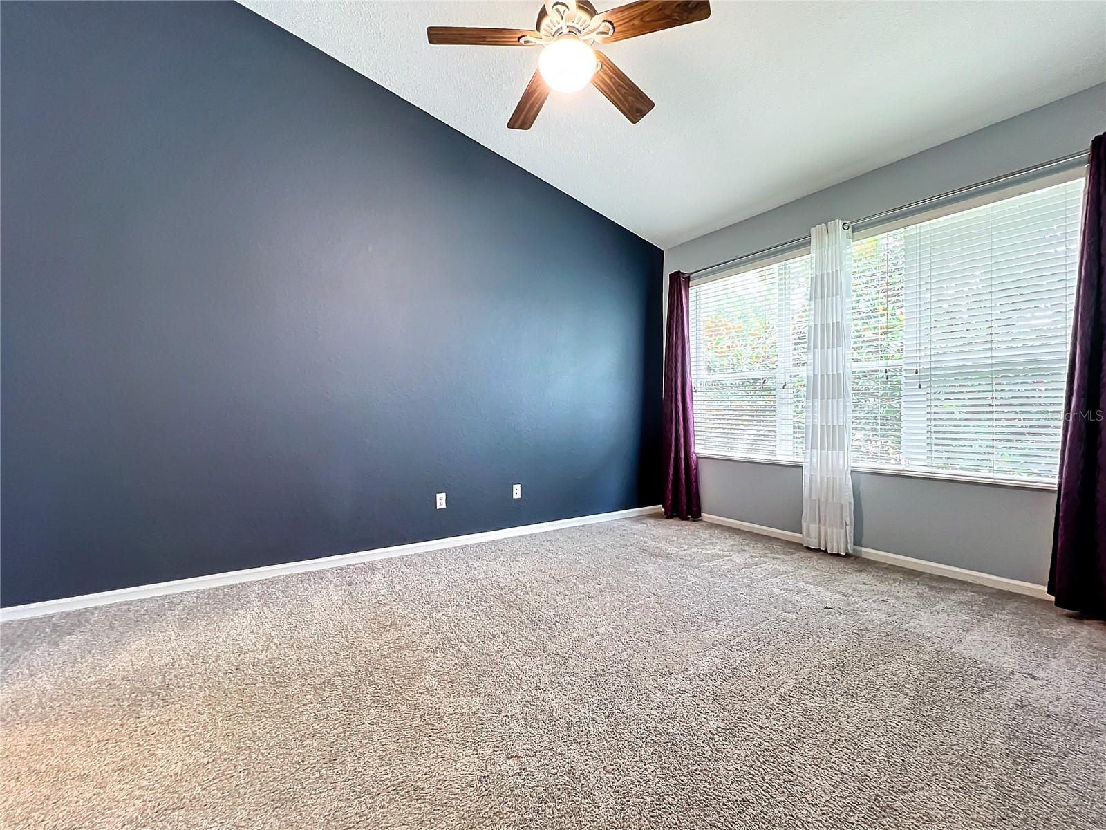 CARRIAGE HOMES/STONEBRIDGE COM - Residential Lease