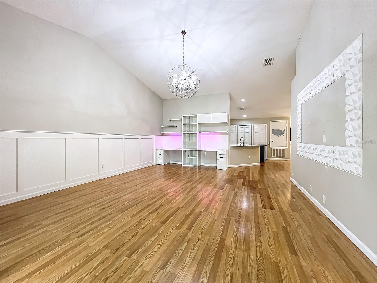 CARRIAGE HOMES/STONEBRIDGE COM - Residential Lease