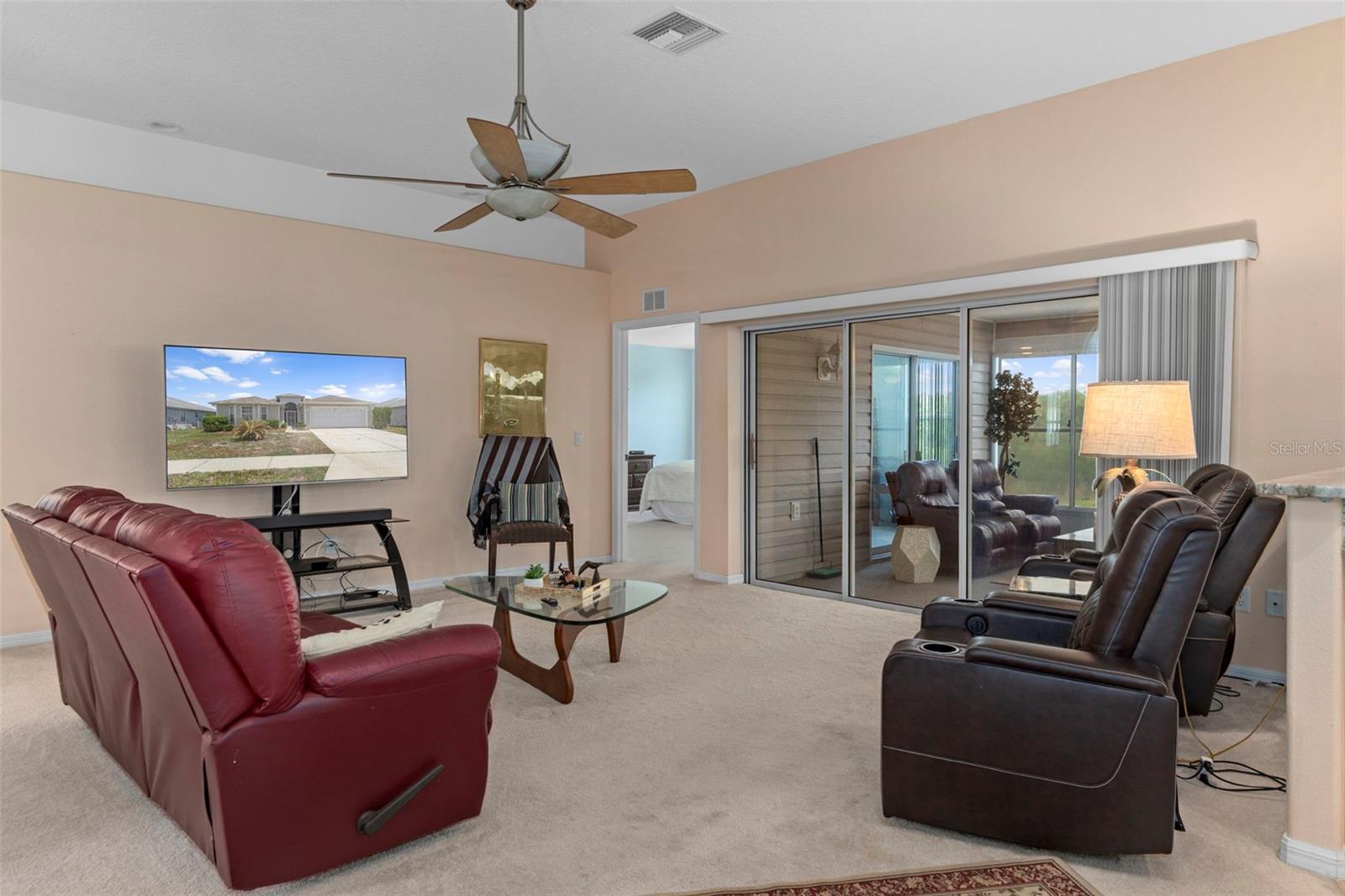 201 N GOLF HARBOR PATH