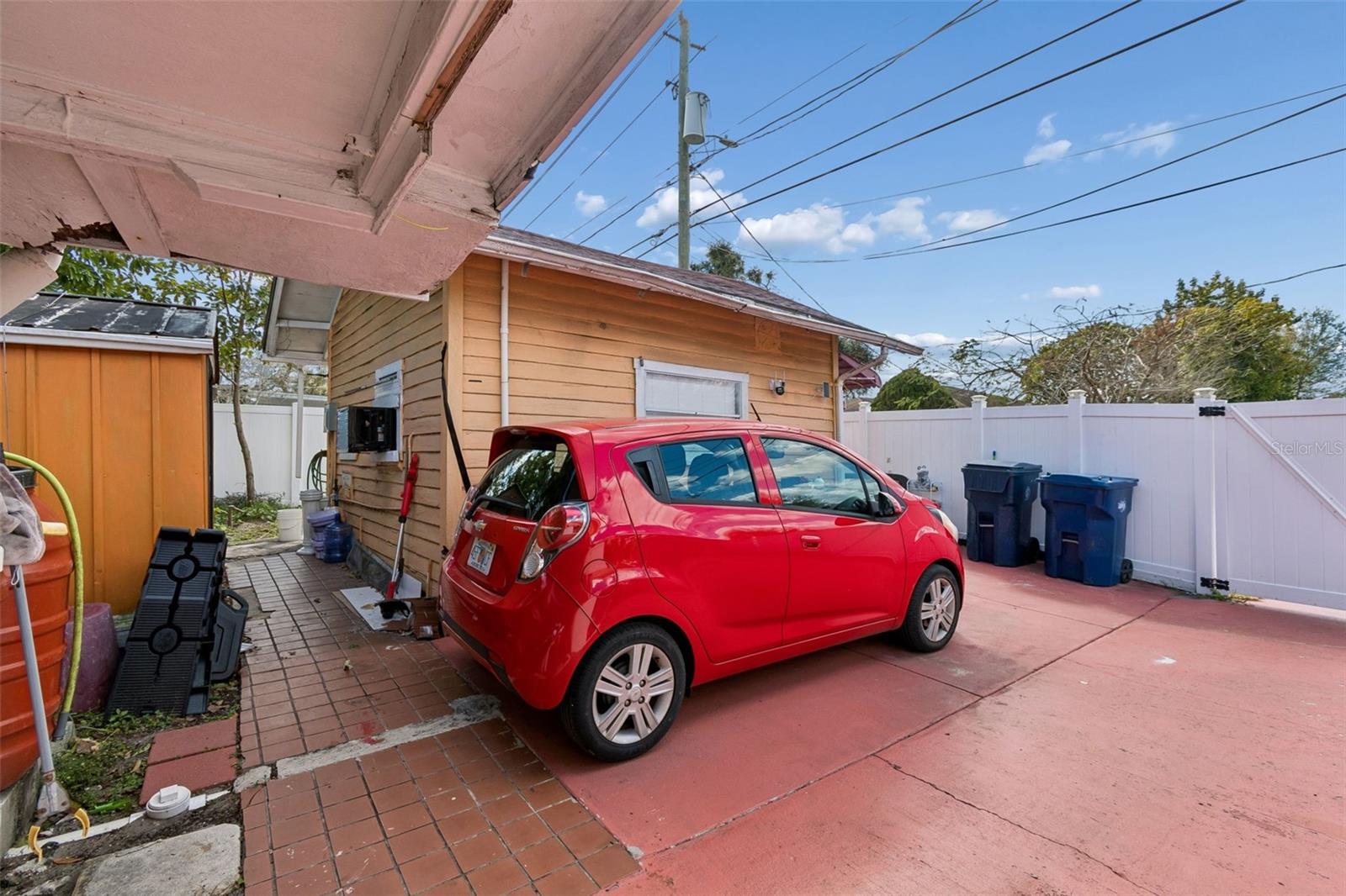 AVONDALE - Residential