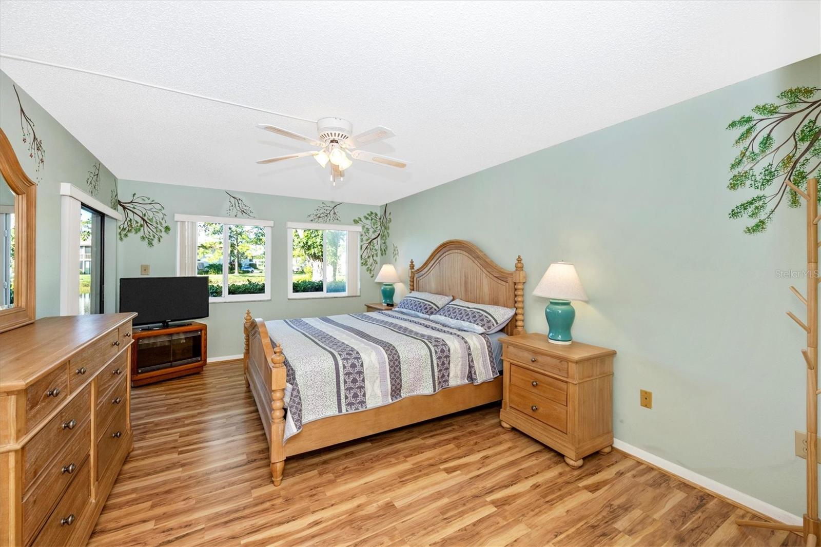 VILLAGE LAKE - Residential Lease