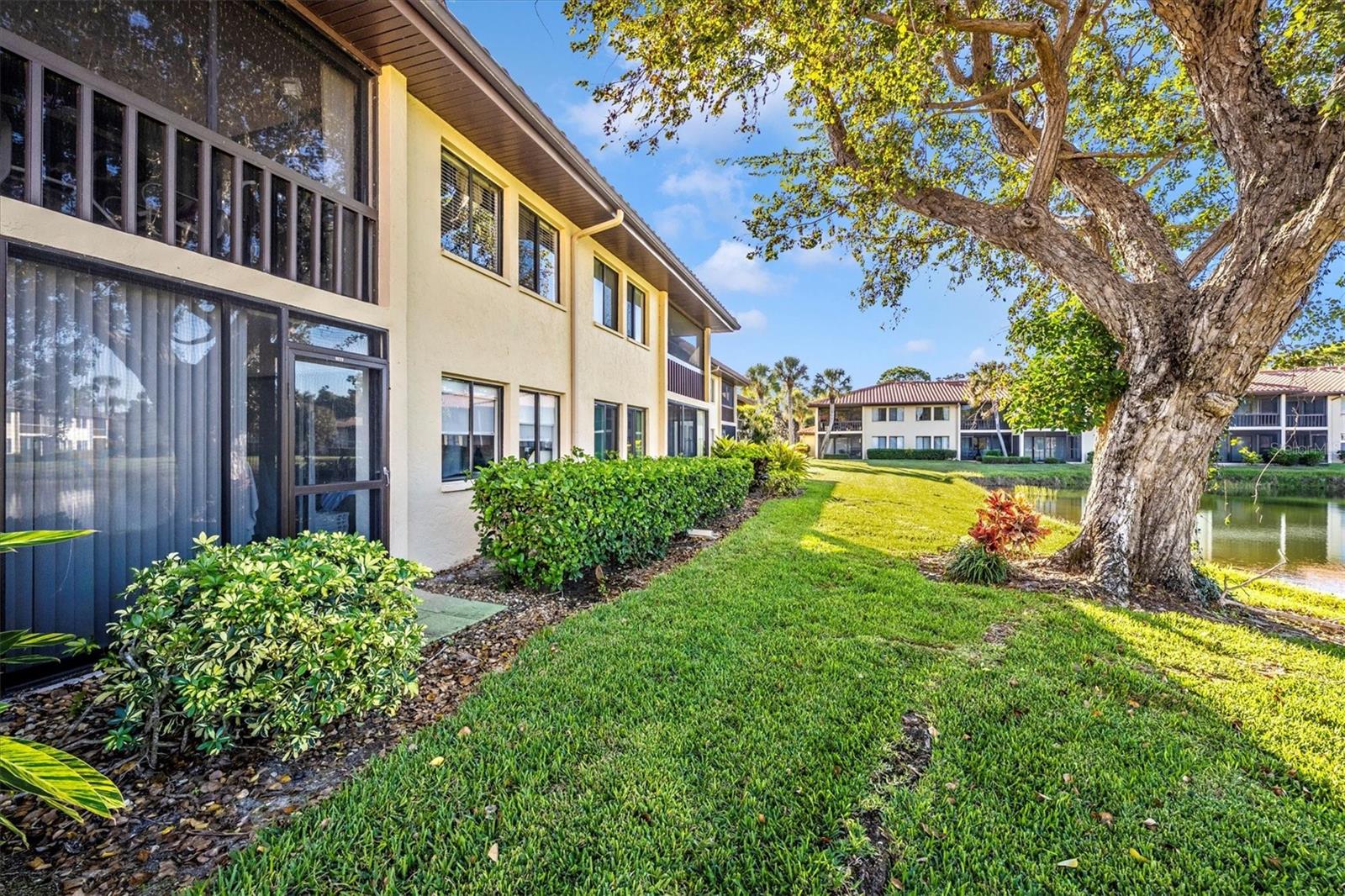 VILLAGE LAKE - Residential Lease