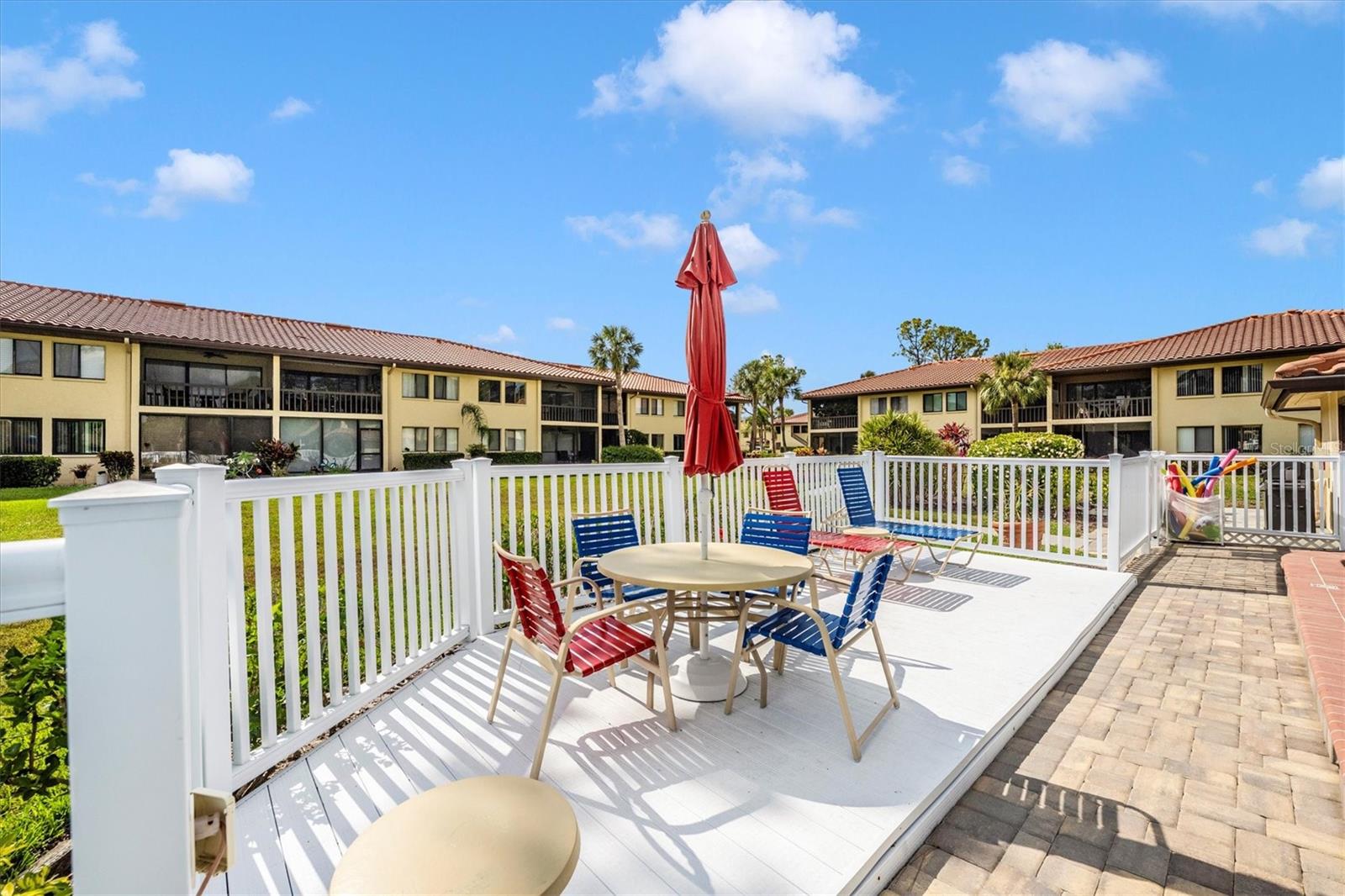 VILLAGE LAKE - Residential Lease