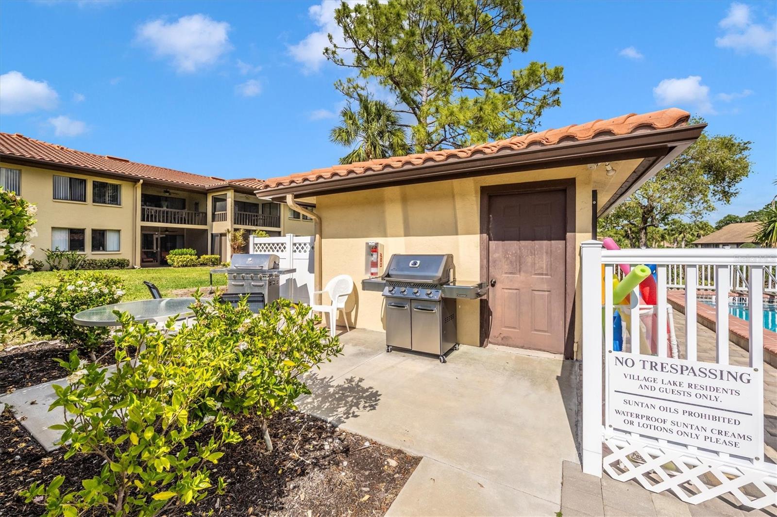 VILLAGE LAKE - Residential Lease