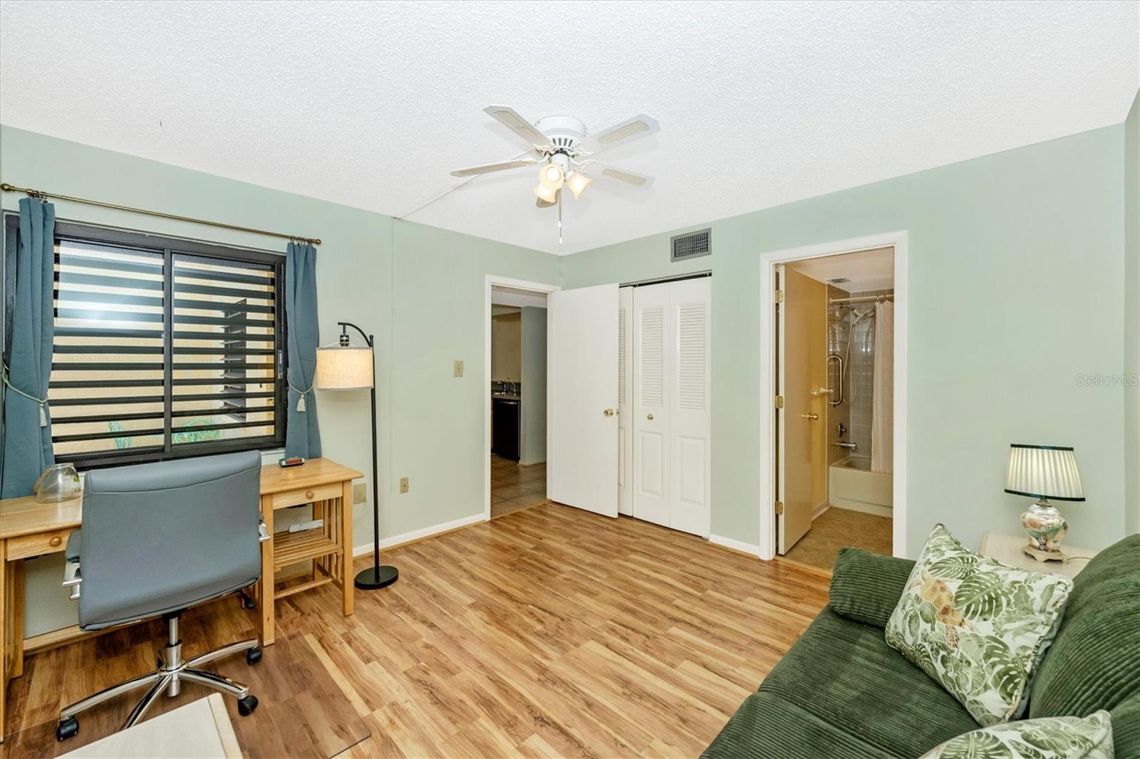 VILLAGE LAKE - Residential Lease