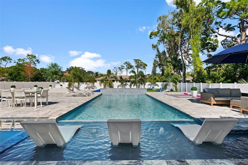 Photo of 1899 Vamo Way, Sarasota, FL 34231 (MLS # A4664293)