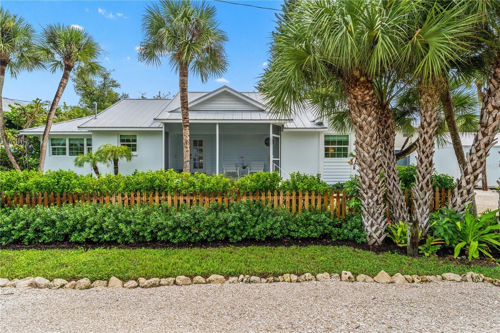 Photo of 4095 N Beach Road, Englewood, FL 34223 (MLS # A4708706)