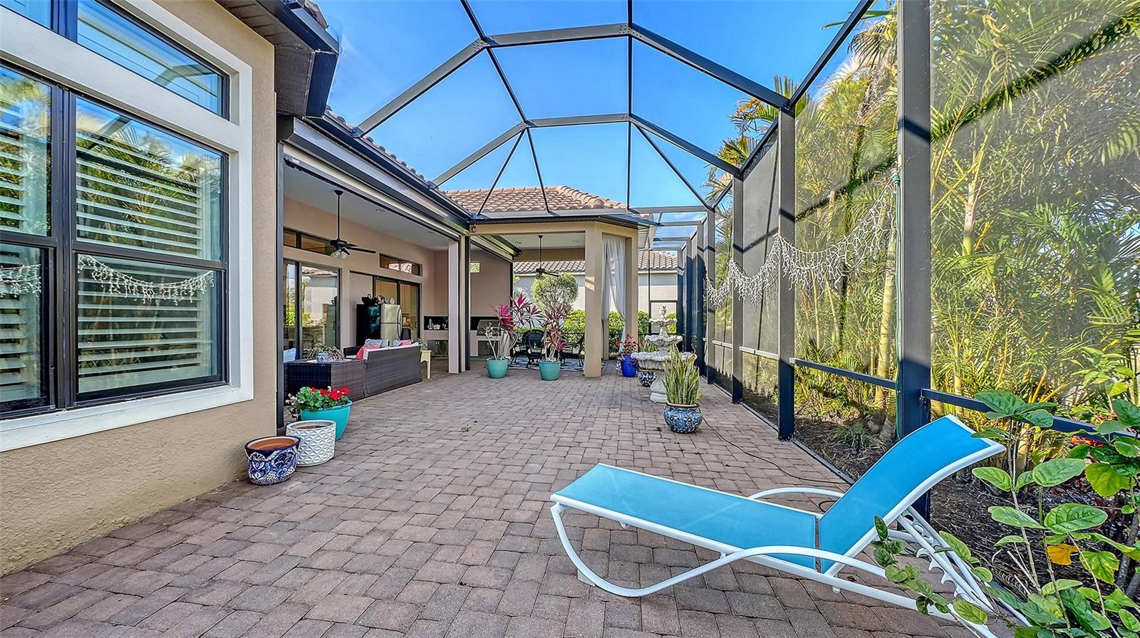 LEGACY ESTATES ON PALMER RANCH - Residential