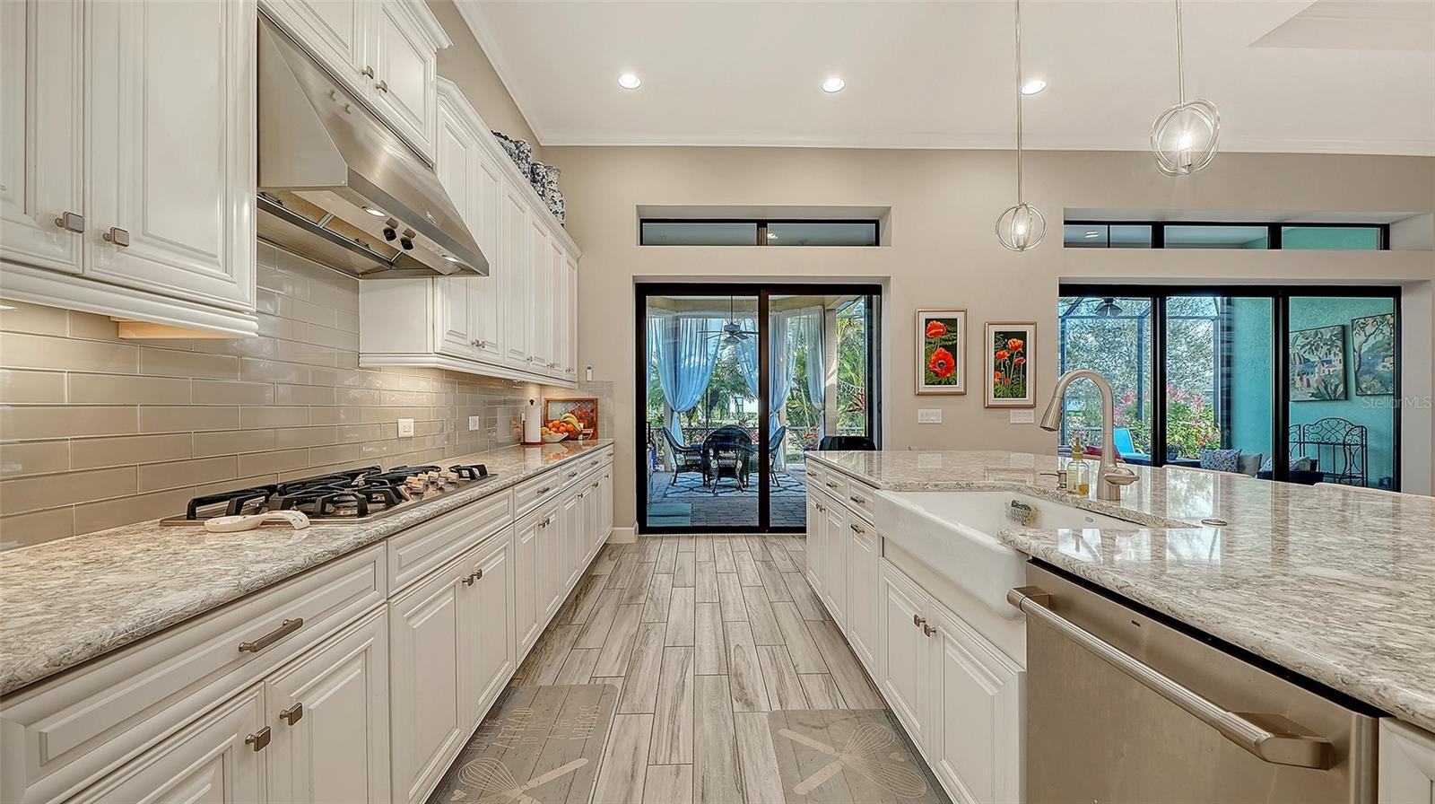 LEGACY ESTATES ON PALMER RANCH - Residential