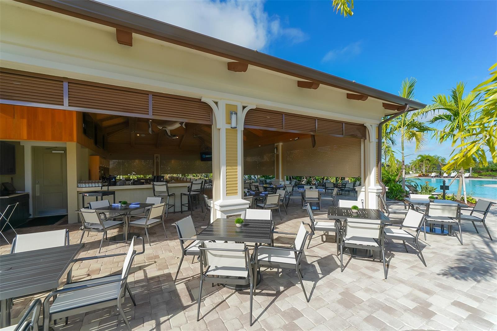 LEGACY ESTATES ON PALMER RANCH - Residential