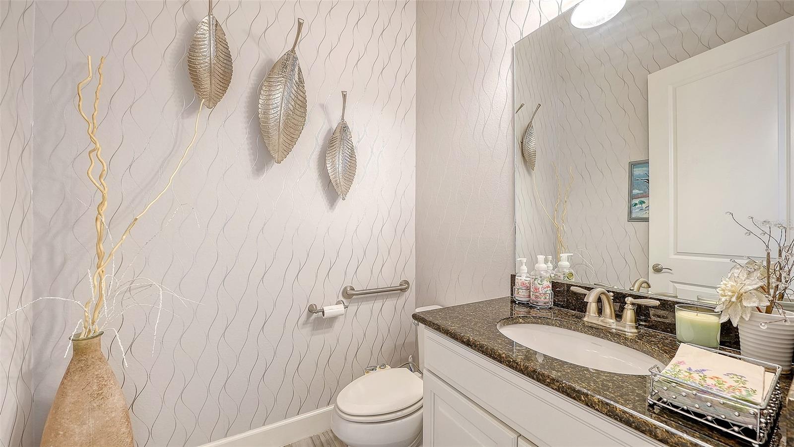 LEGACY ESTATES ON PALMER RANCH - Residential