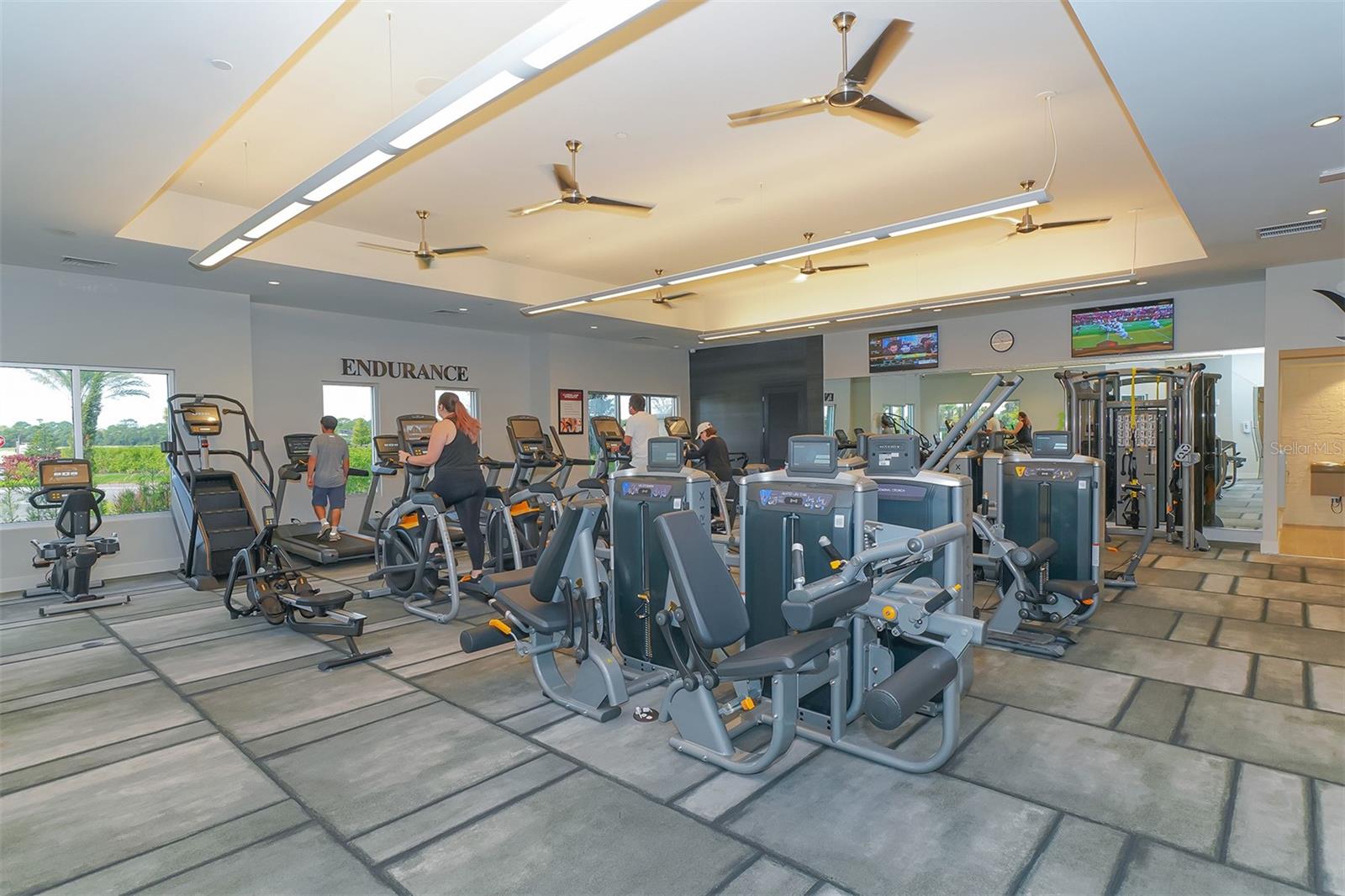 LEGACY ESTATES ON PALMER RANCH - Residential