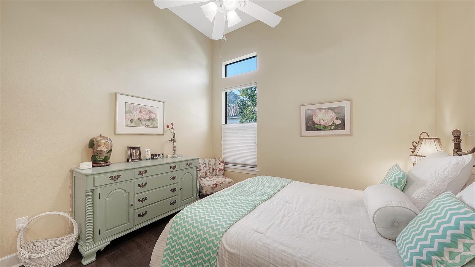 LEGACY ESTATES ON PALMER RANCH - Residential