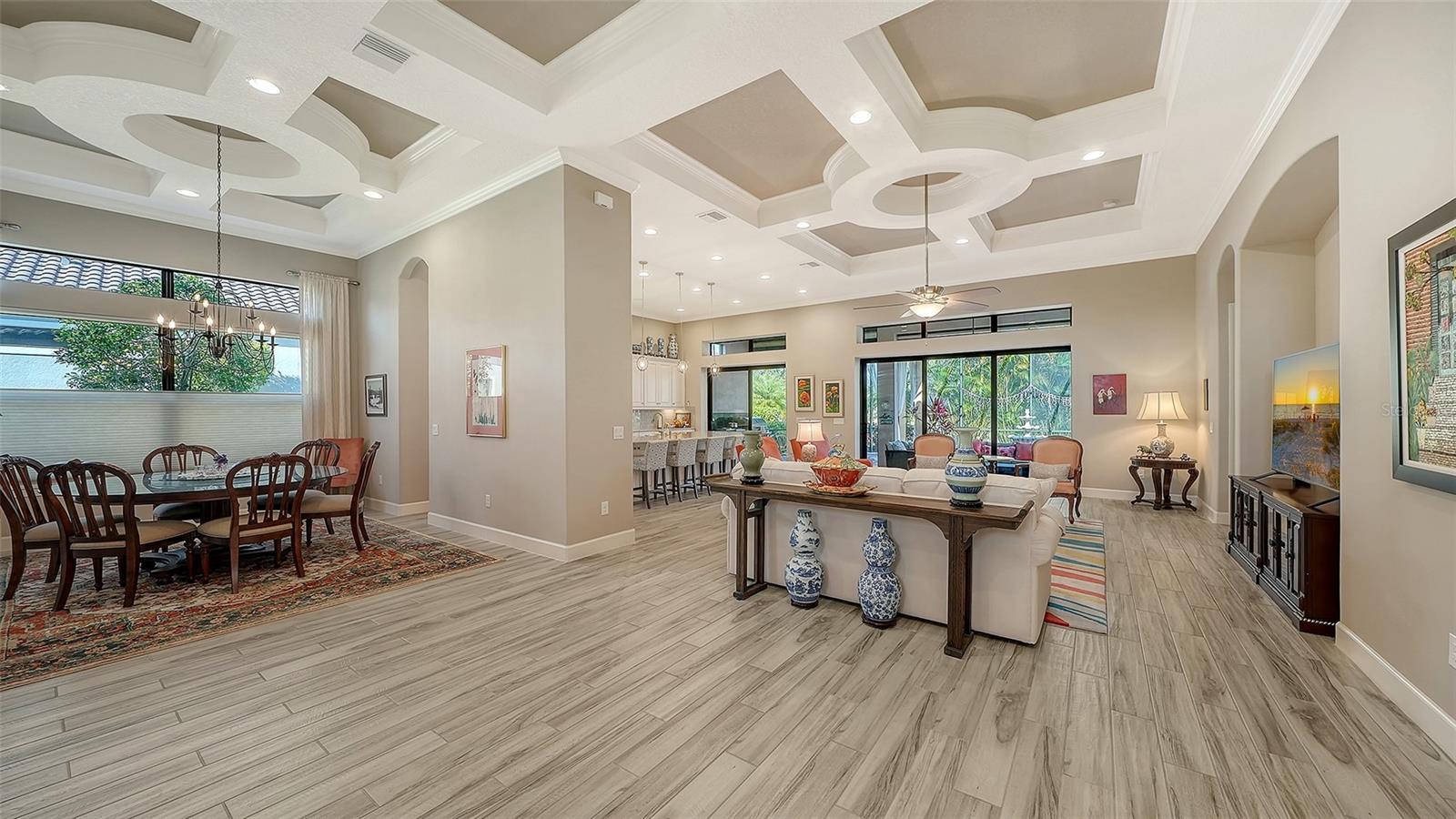 LEGACY ESTATES ON PALMER RANCH - Residential