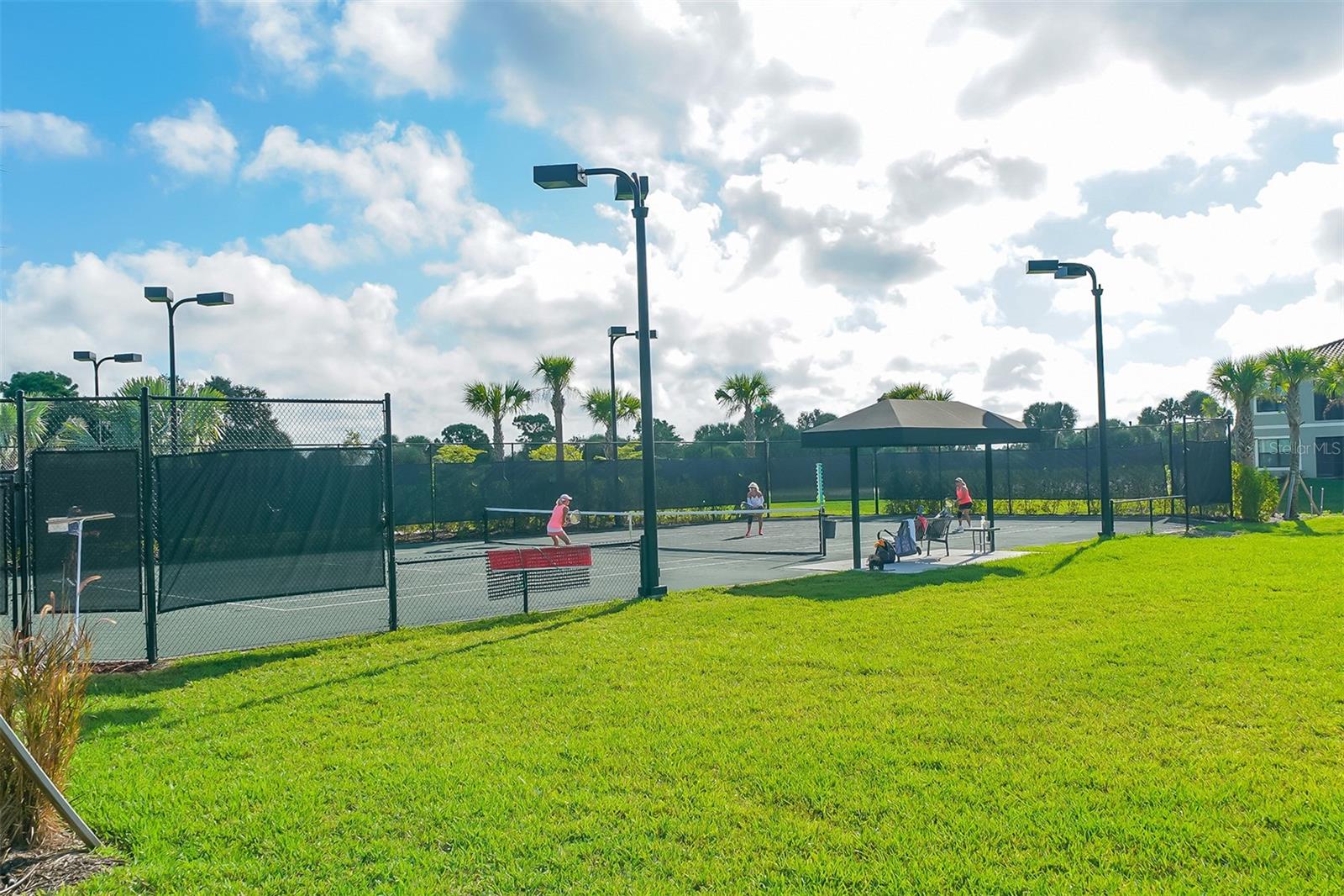 LEGACY ESTATES ON PALMER RANCH - Residential