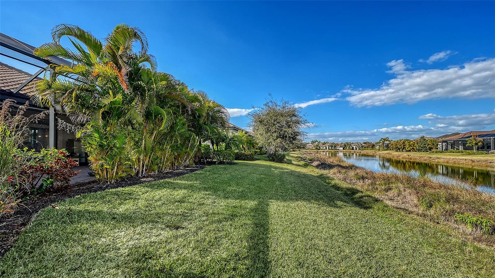 LEGACY ESTATES ON PALMER RANCH - Residential